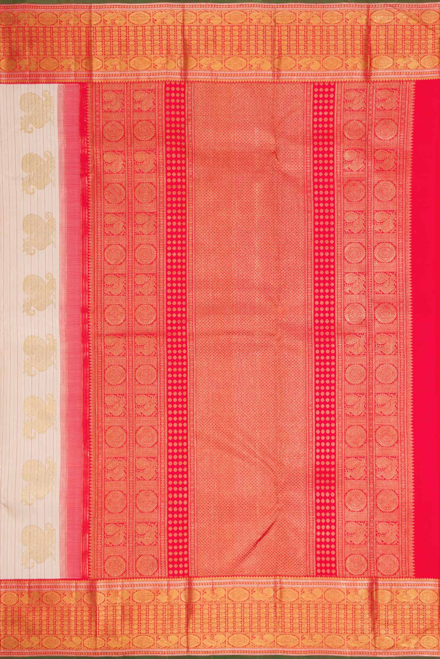 Close up image of the pallu of Pure Silk Pure Zari Rose Gold Dual Tone Kanchipuram Saree with Stripes on the body and Zari Border