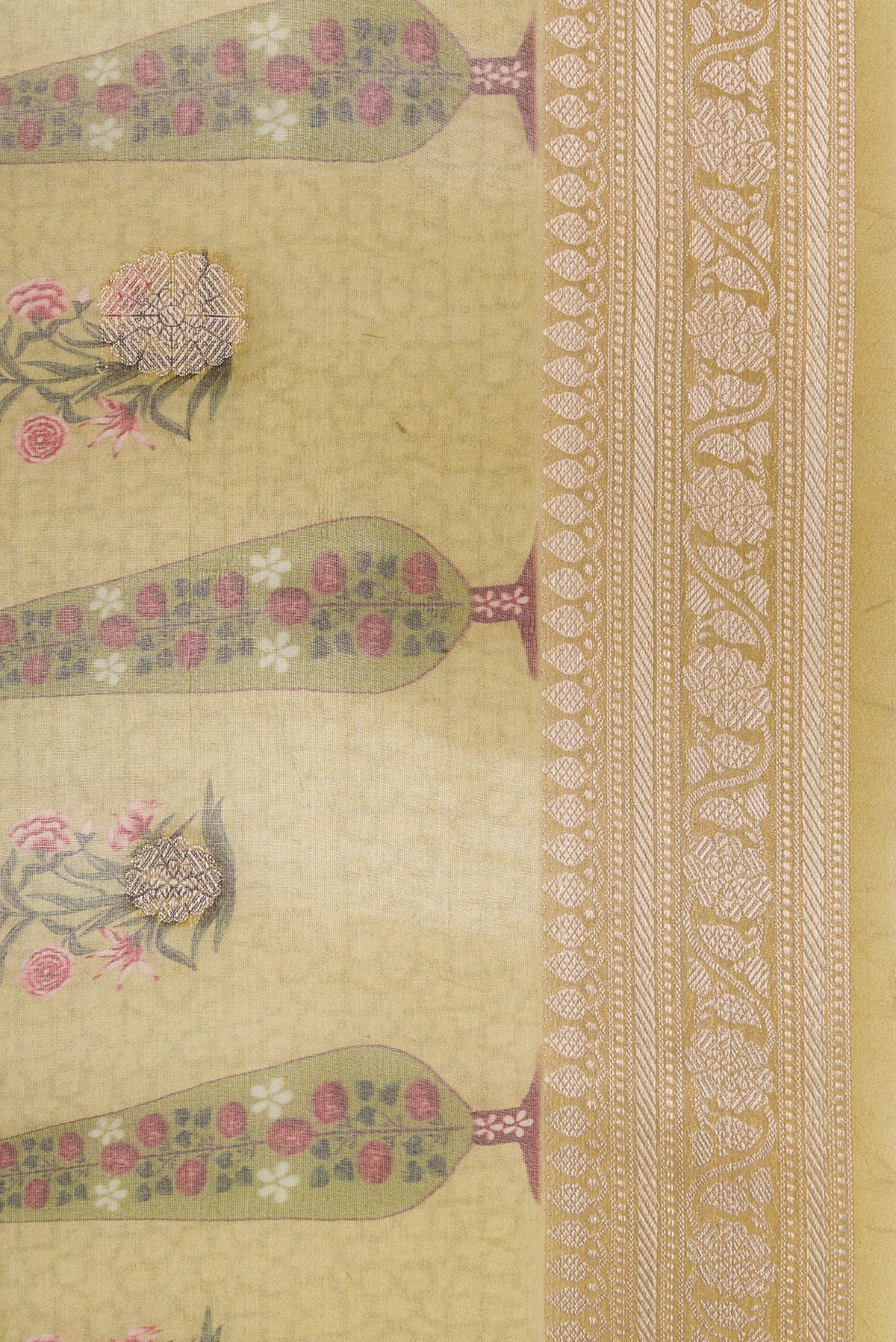 Border image of Pista Green Dual Tone Organza Silk Saree with Printed design on the body and Zari Border. 