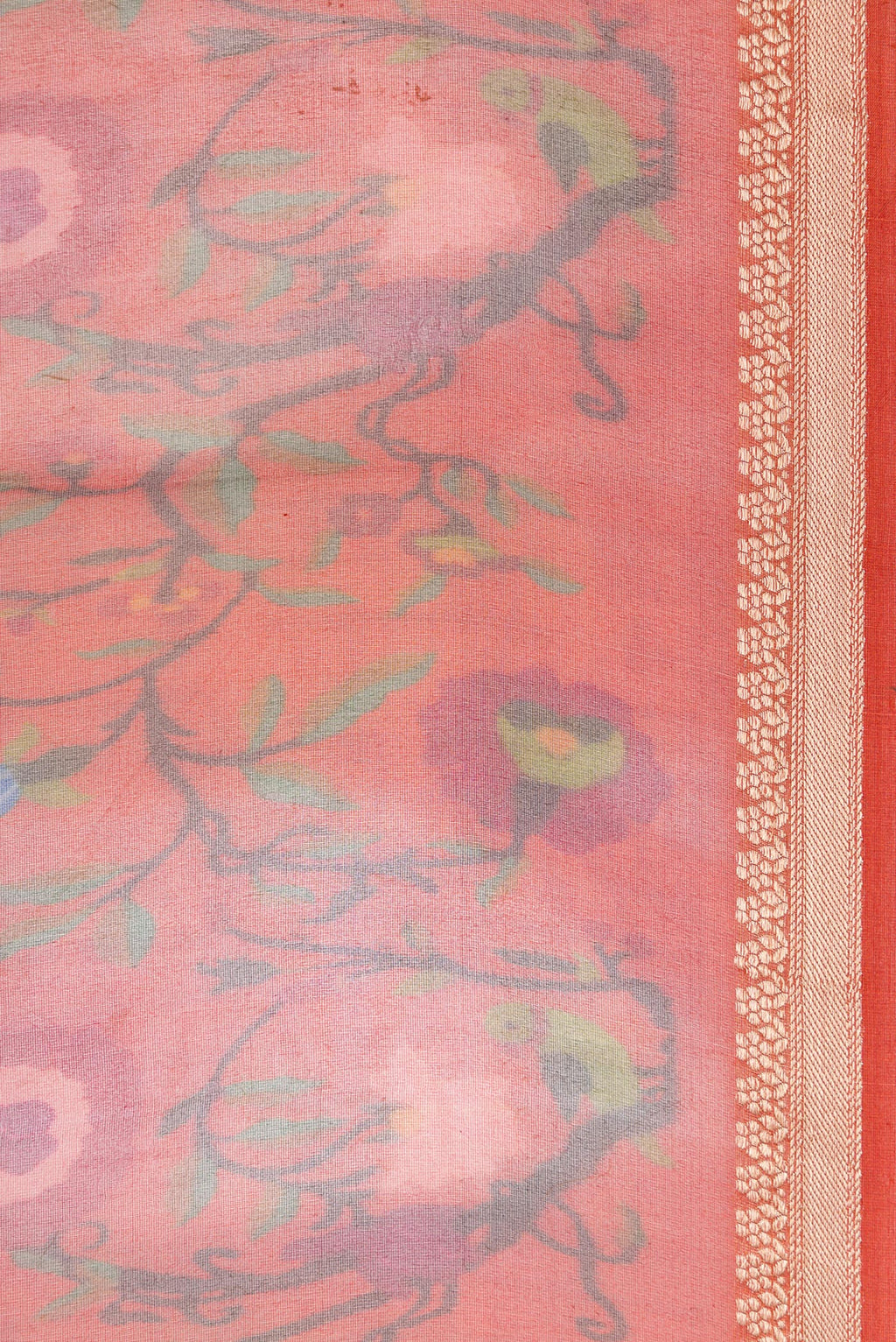 Border image of Maroon Dual Tone Organza Silk Saree with Printed design on the body and Zari Border. 