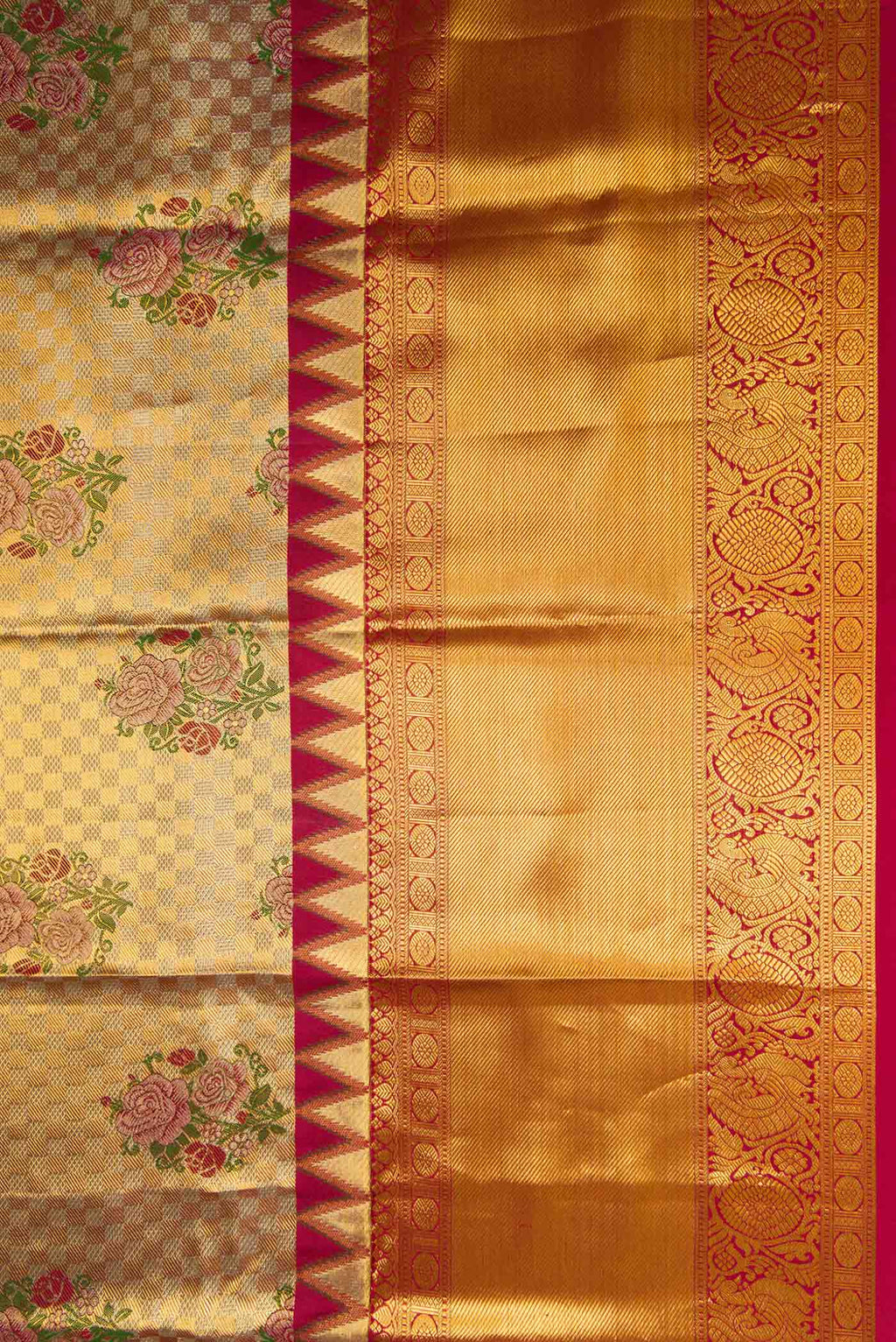 Border image of Gold Dual Tone Kanjivaram Tissue Silk Saree with Zari Brocade on the body and Zari Border. 