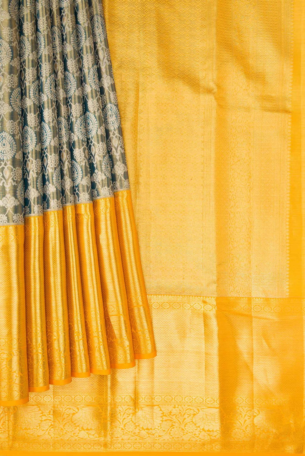 Pleats and pallu of Mehandi Green Dual Tone Kanjivaram Tissue Silk Saree with Zari Brocade on the body and Zari Border. 