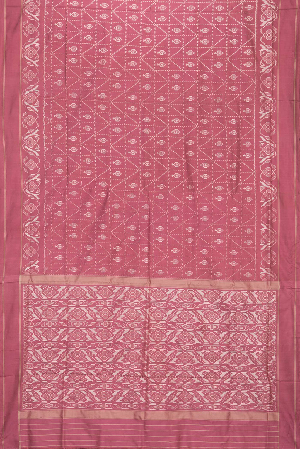 Flat view of Pure Silk Mauve Pochampally Saree with Ikat design on the body and Plain Border. 