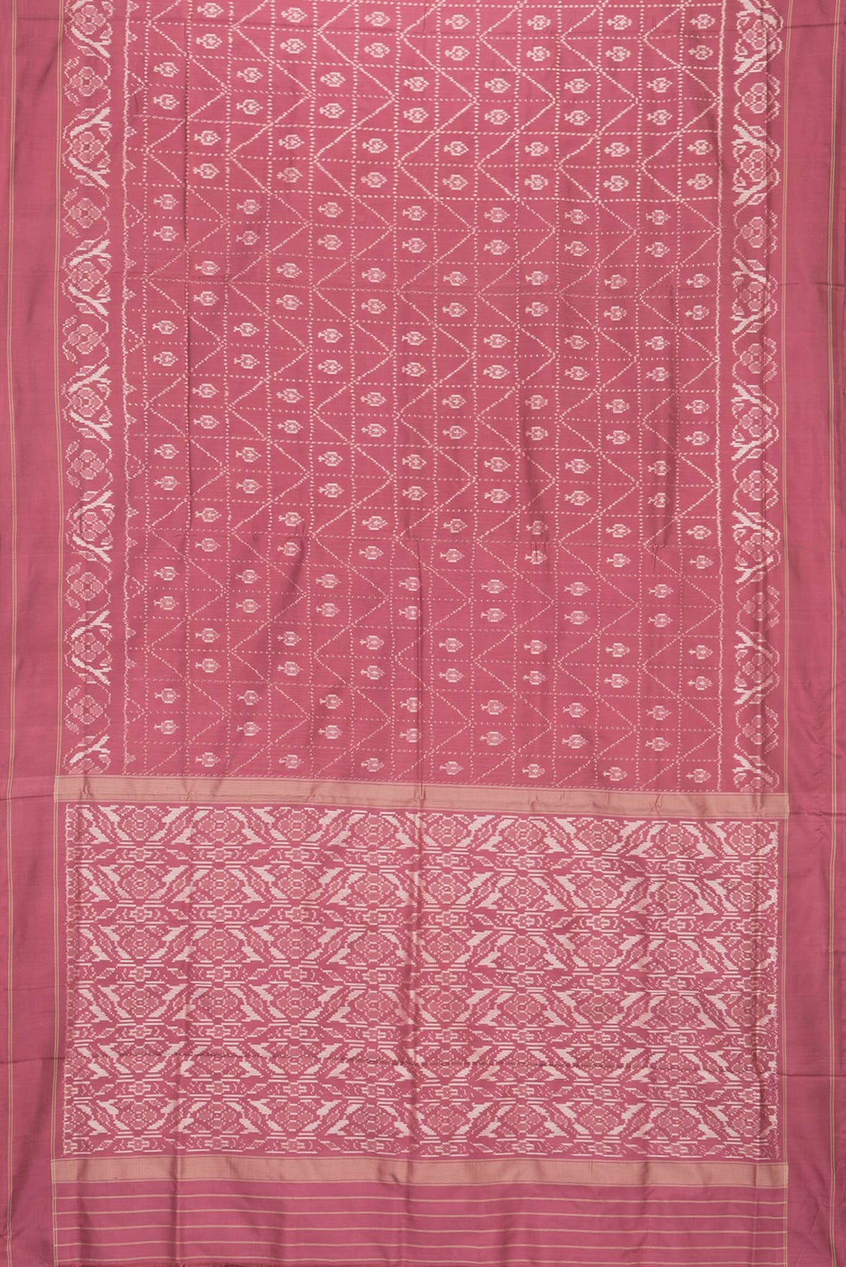 Flat view of Pure Silk Mauve Pochampally Saree with Ikat design on the body and Plain Border. 