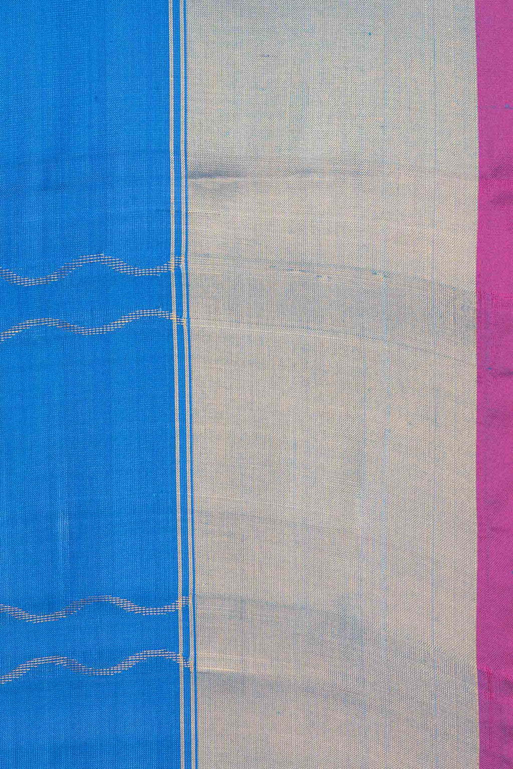 Border image of Royal Blue Dual Tone Uppada Silk Saree with Checked design on the body and Zari Border. 