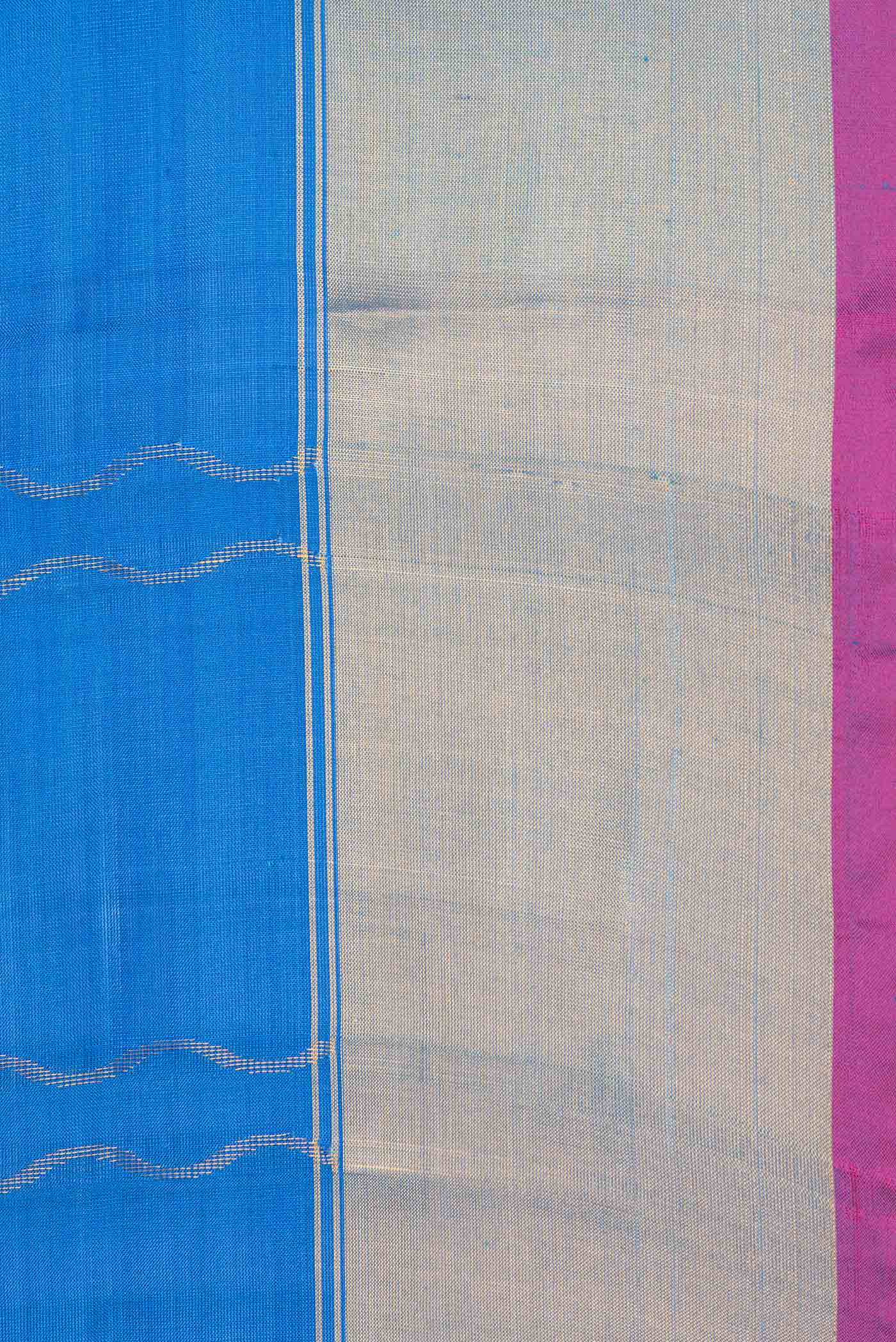 Border image of Royal Blue Dual Tone Uppada Silk Saree with Checked design on the body and Zari Border. 