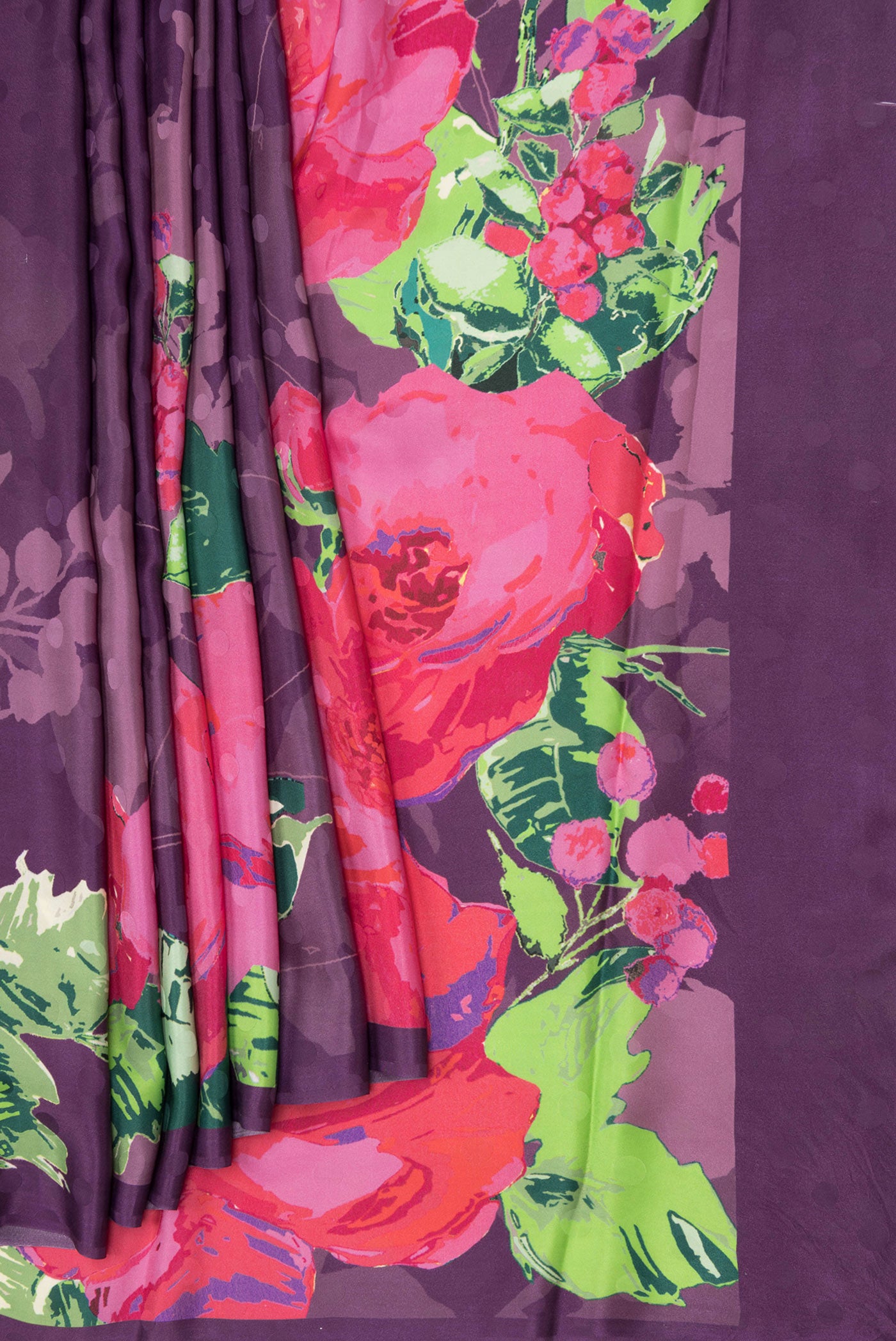 Pleats and pallu of Purple Dual Tone Mysore Crepe Saree with Printed design on the body and Without Border. 