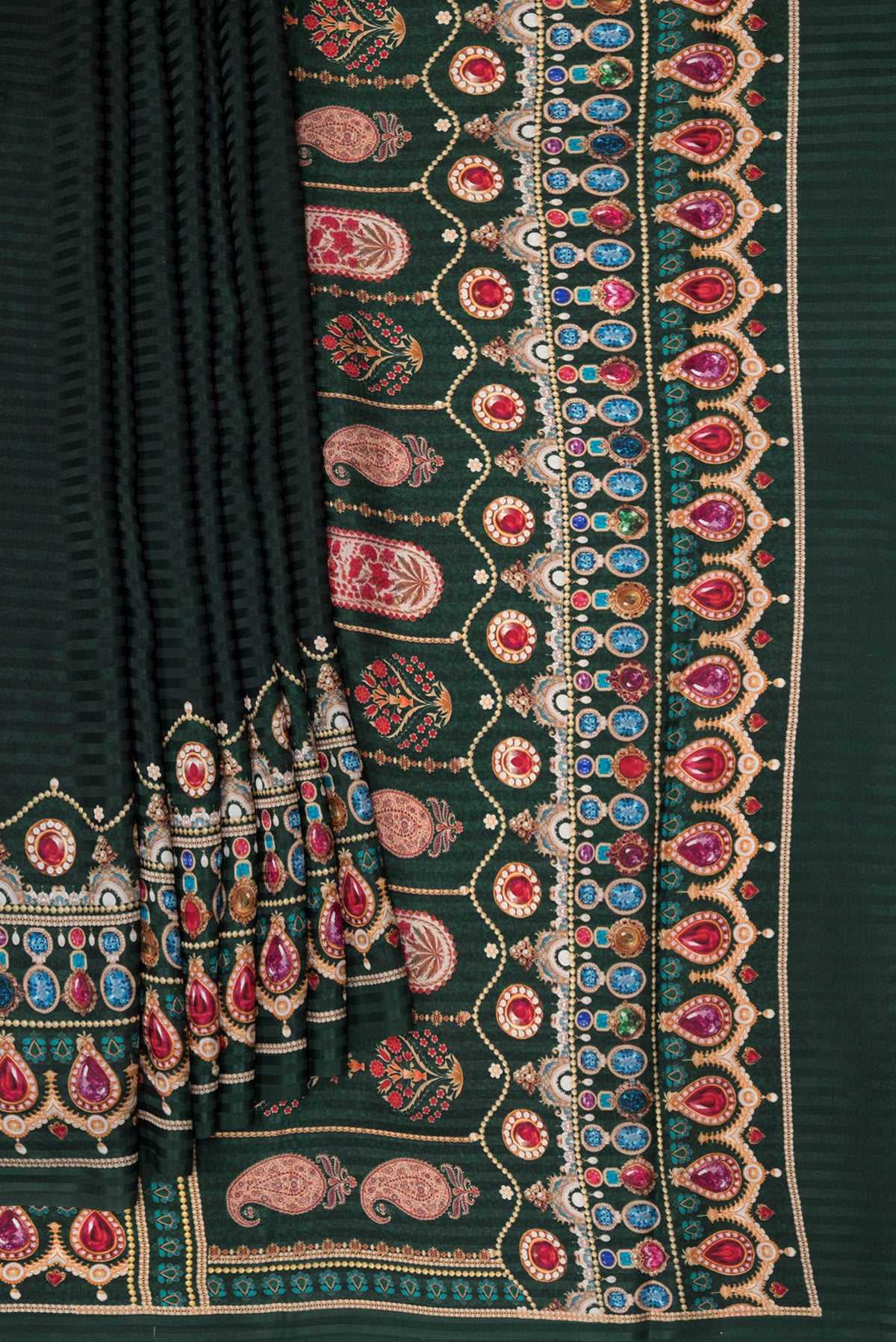Pleats and pallu of Bottle Green Dual Tone Mysore Crepe Saree with Printed design on the body and Printed Border. 