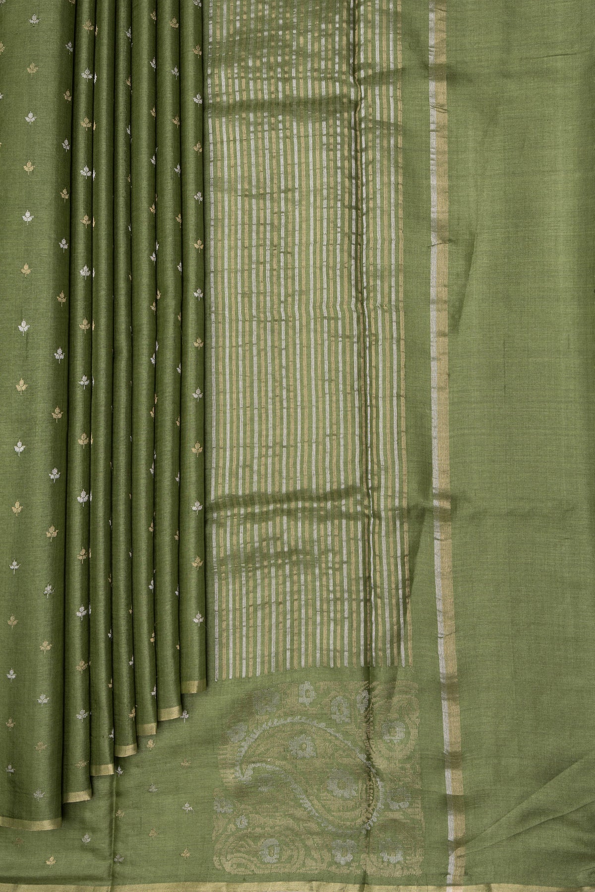 Pleats and pallu of Mehandi Green Dual Tone Tussar Silk Saree with Zari Butta on the body and Zari Border. 
