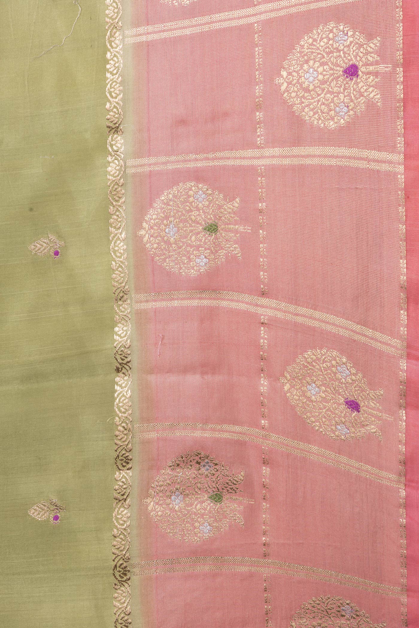 Border image of Mehandi Green Dual Tone Tussar Silk Saree with Zari Butta on the body and Fancy Border. 