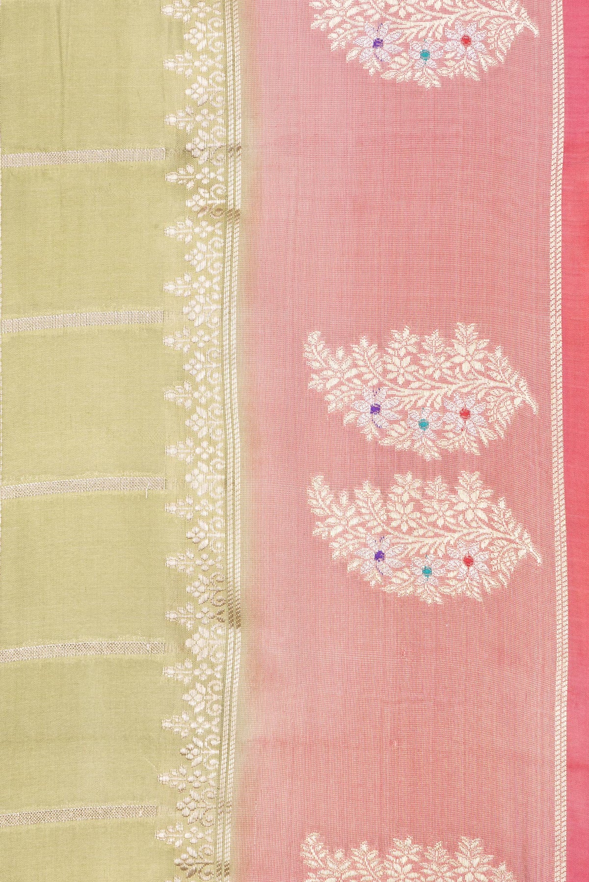 Border image of Pure Silk Pista Green Dual Tone Tussar Saree with Checked design on the body and Fancy Border. 