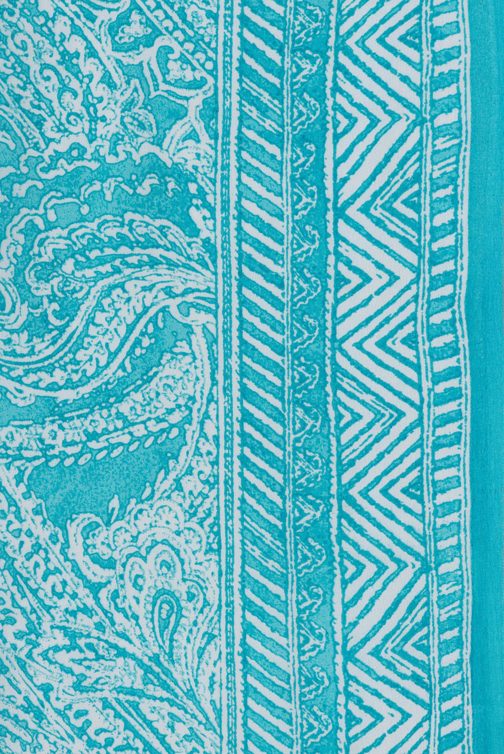 Border image of Sky Blue Dual Tone Mysore Crepe Saree with Printed design on the body and Plain Border. 