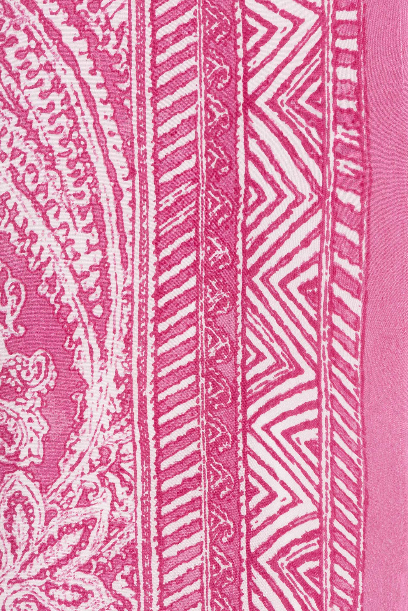 Border image of Pink Dual Tone Mysore Crepe Saree with Printed design on the body and Without Border. 