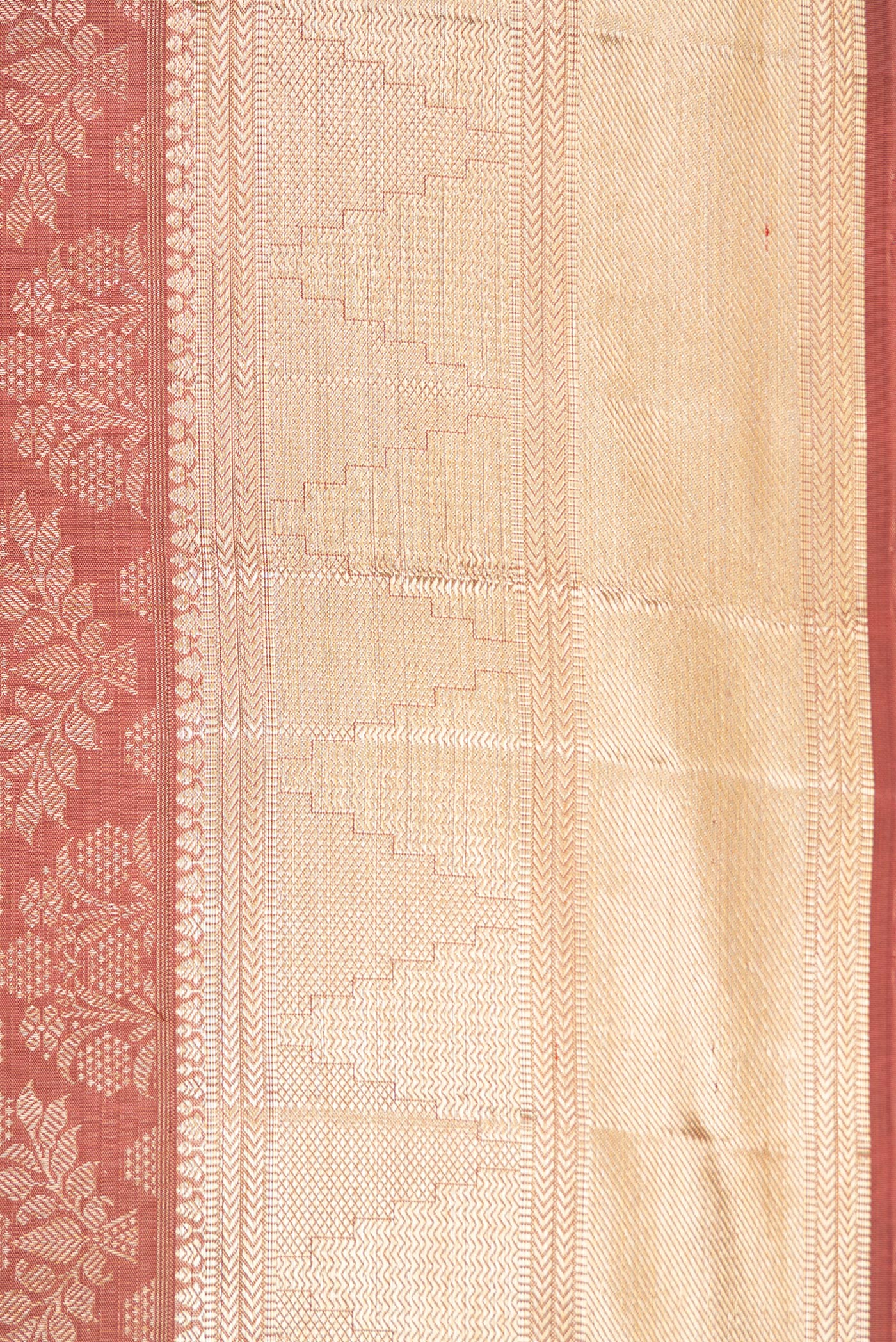 Border image of Rose Gold Dual Tone Kanchipuram Silk Saree with Zari Brocade on the body and Zari Border. 