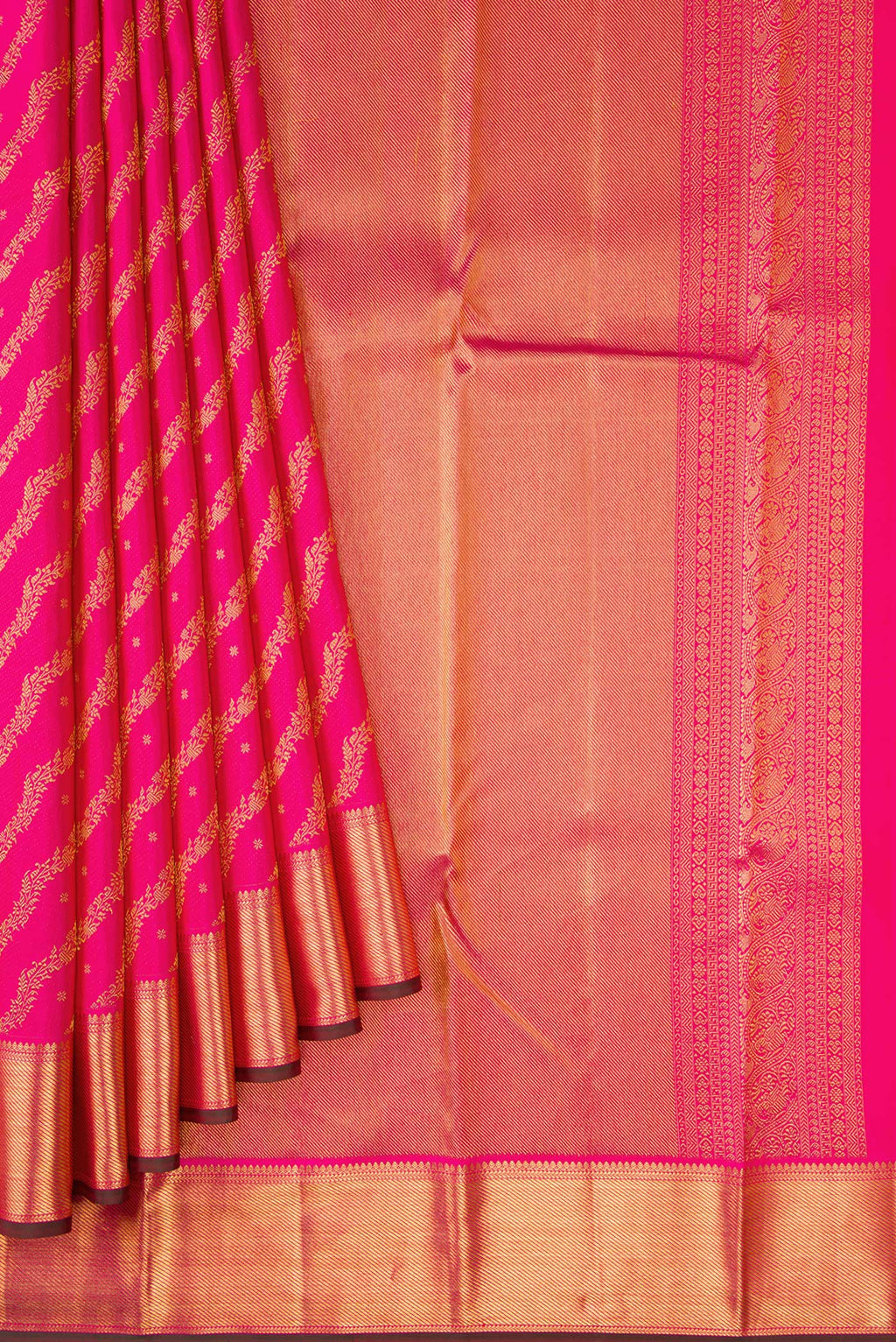 Pleats and pallu of Pink Dual Tone Kanjivaram Silk Saree with Zari Brocade on the body and Zari Border. 