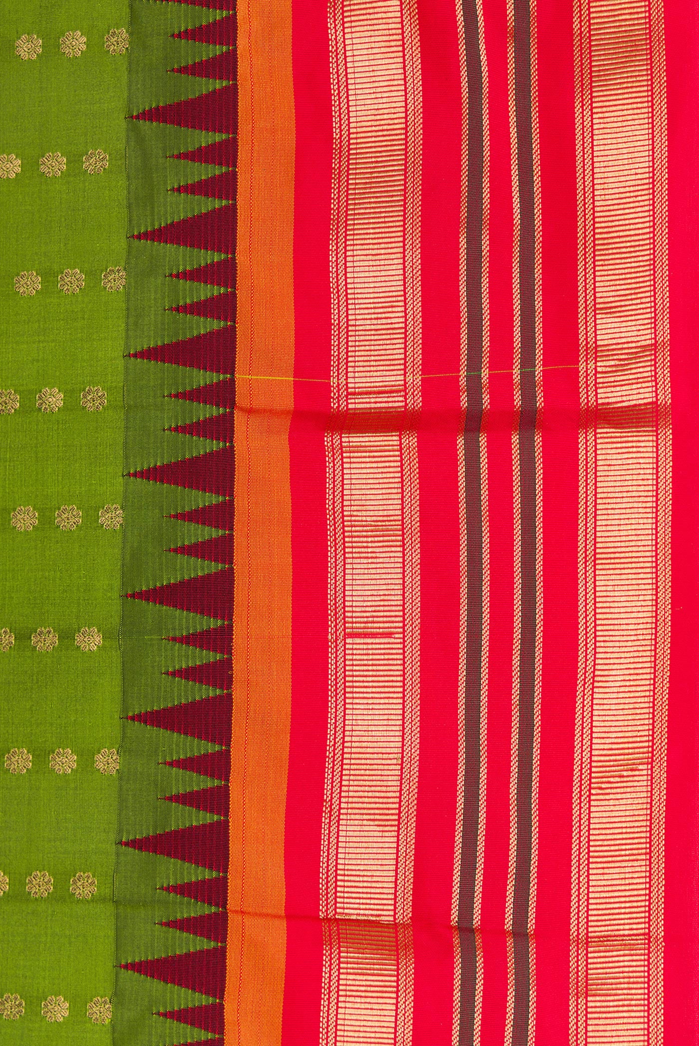 Border image of Green Dual Tone Gadwal Silk Saree with Stripes on the body and Zari Border. 
