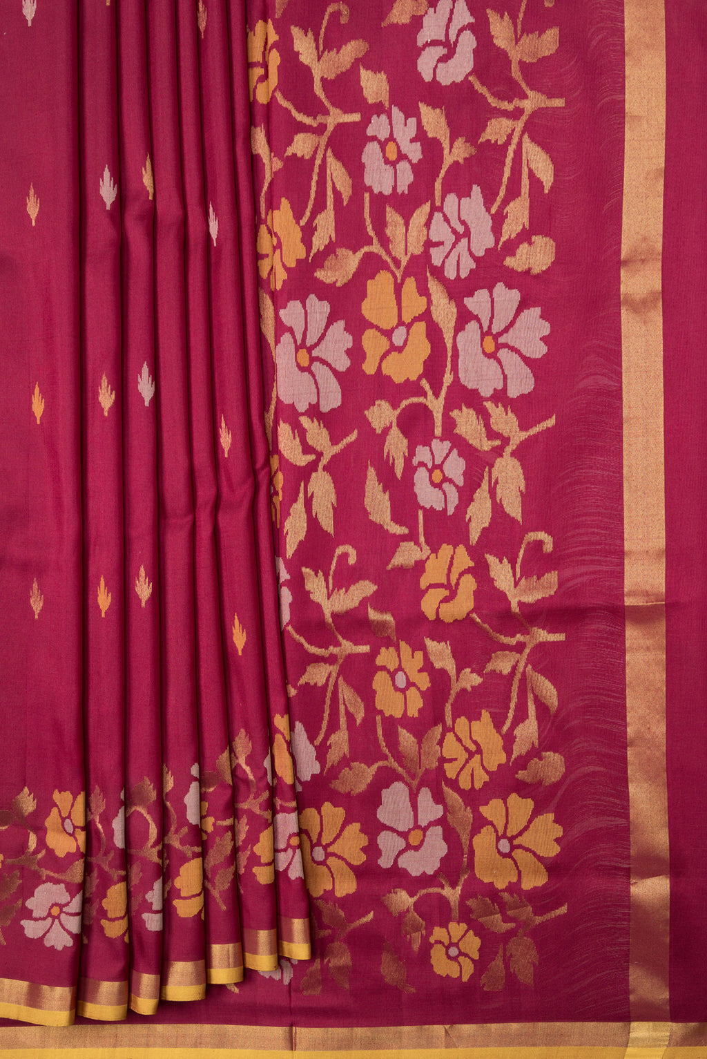 Pleats and pallu of Maroon Dual Tone Uppada Silk Saree with Zari Butta on the body and Zari Border. 