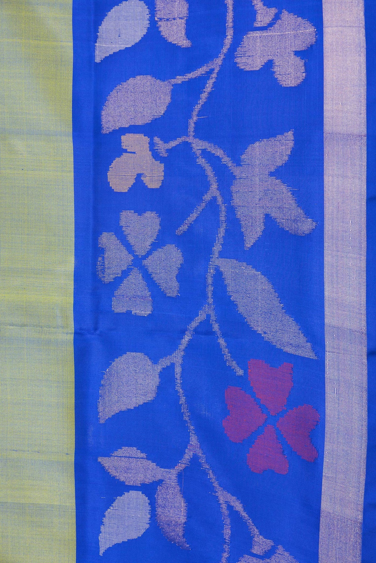 Border image of Mehandi Green Dual Tone Uppada Silk Saree with Zari And Thread Butta on the body and Fancy Border. 