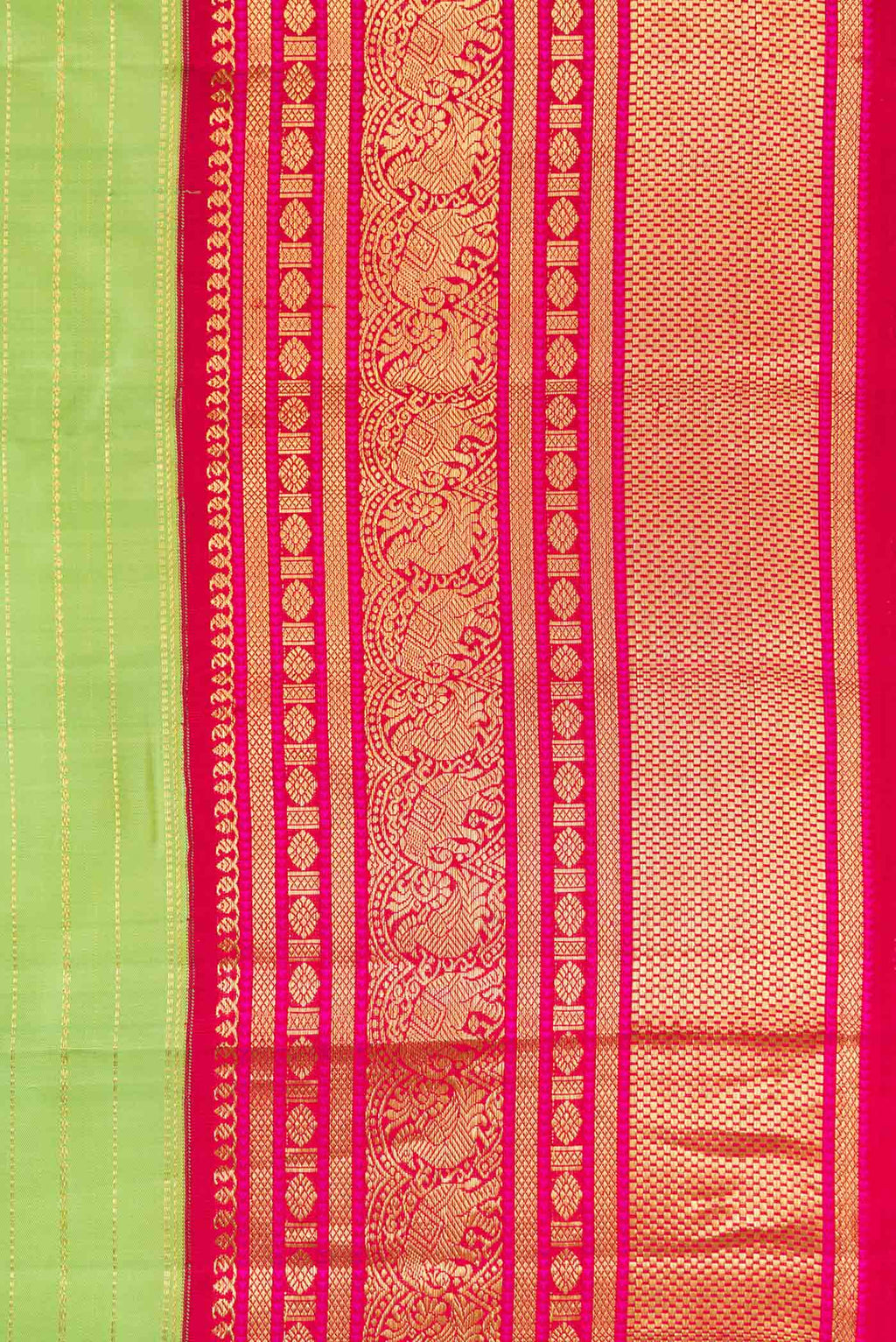 Border image of Parrot Green Dual Tone Kanchipuram Silk Saree with Stripes on the body and Zari Border. 