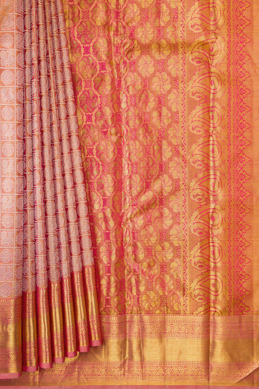 Pleats and pallu of Pink Dual Tone Kanjivaram Tissue Silk Saree with Zari Brocade on the body and Zari Border. 