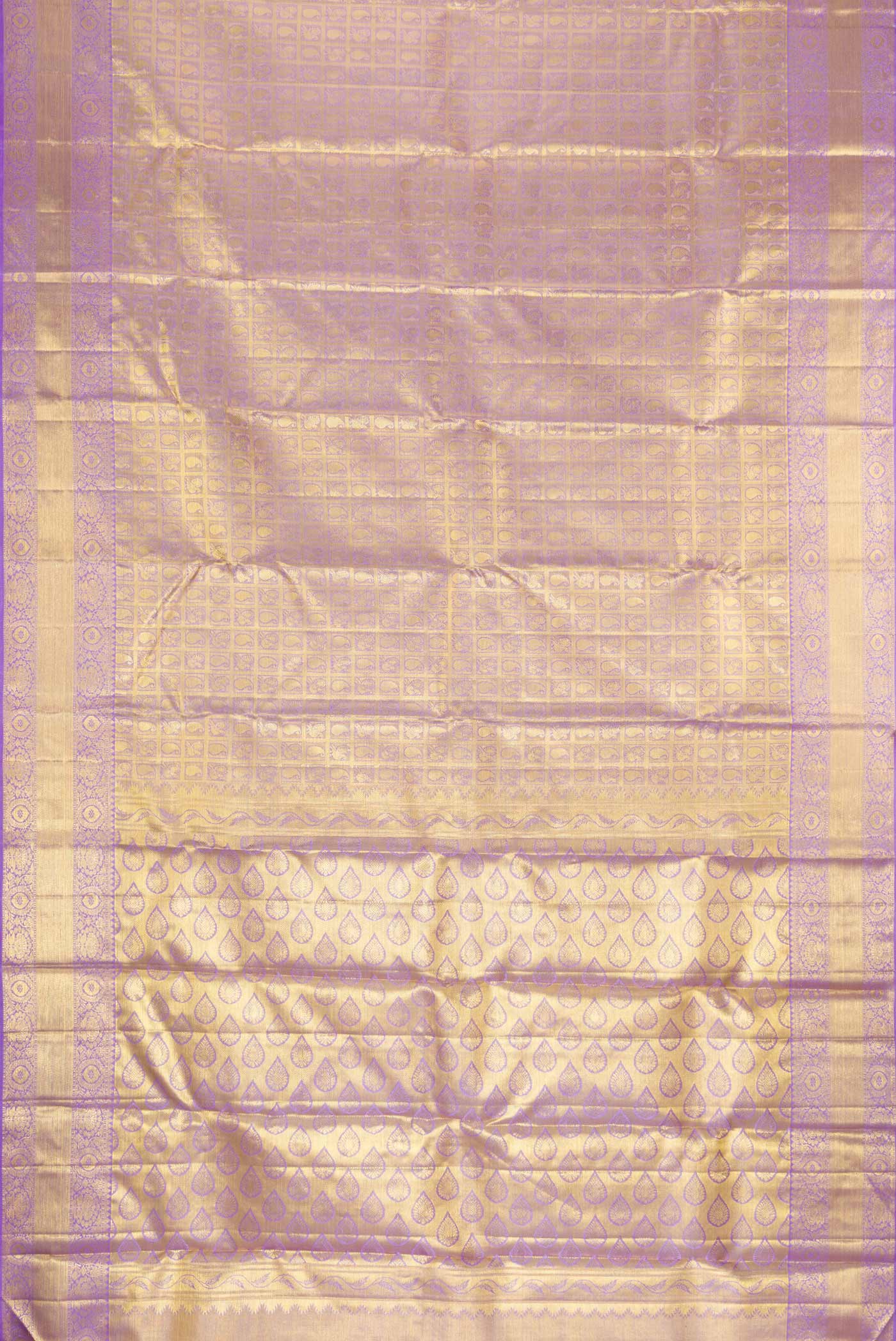 Flat view of Lavender Dual Tone Kanjivaram Tissue Silk Saree with Zari Brocade on the body and Zari Border. 