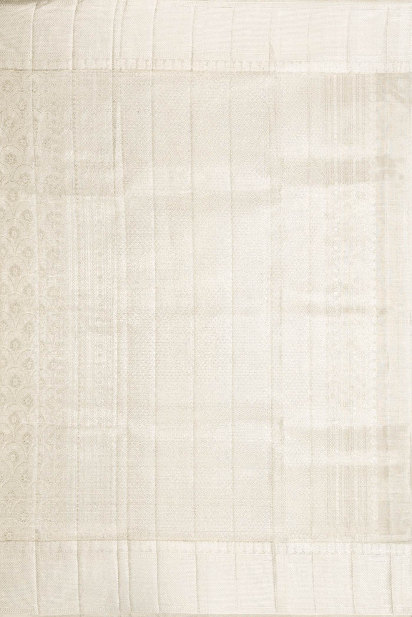 Close up image of the pallu of Off White Dual Tone Kanjivaram Silk Saree with Zari Brocade on the body and Zari Border. 