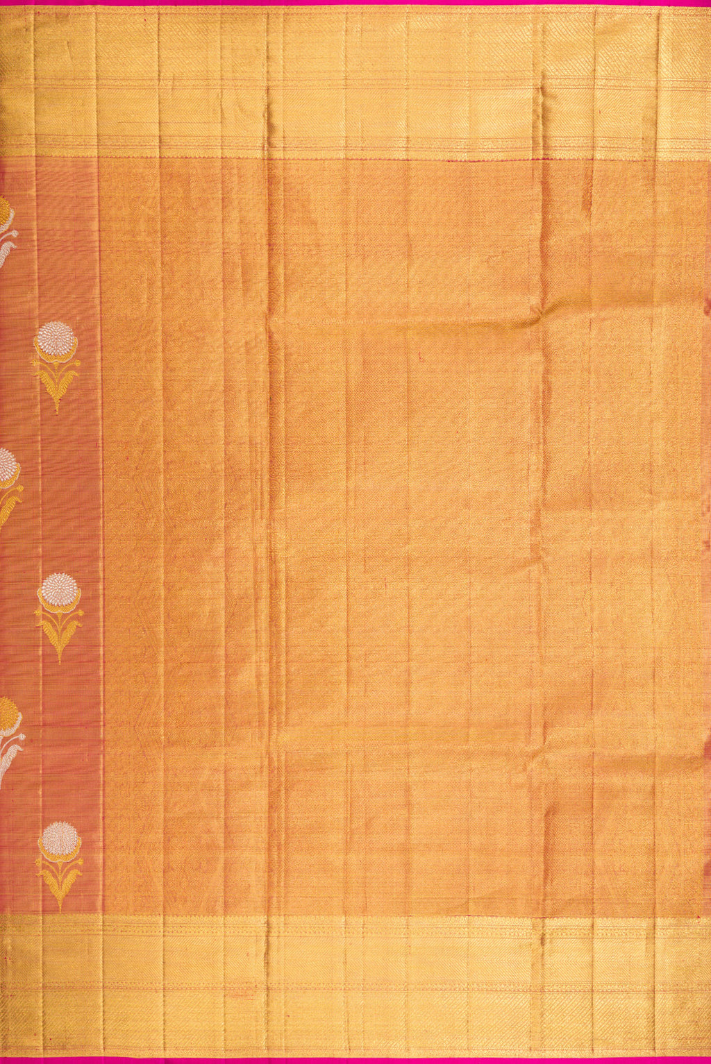 Close up image of the pallu of Rose Gold Dual Tone Kanjivaram Tissue Silk Saree with Zari Brocade on the body and Zari Border. 