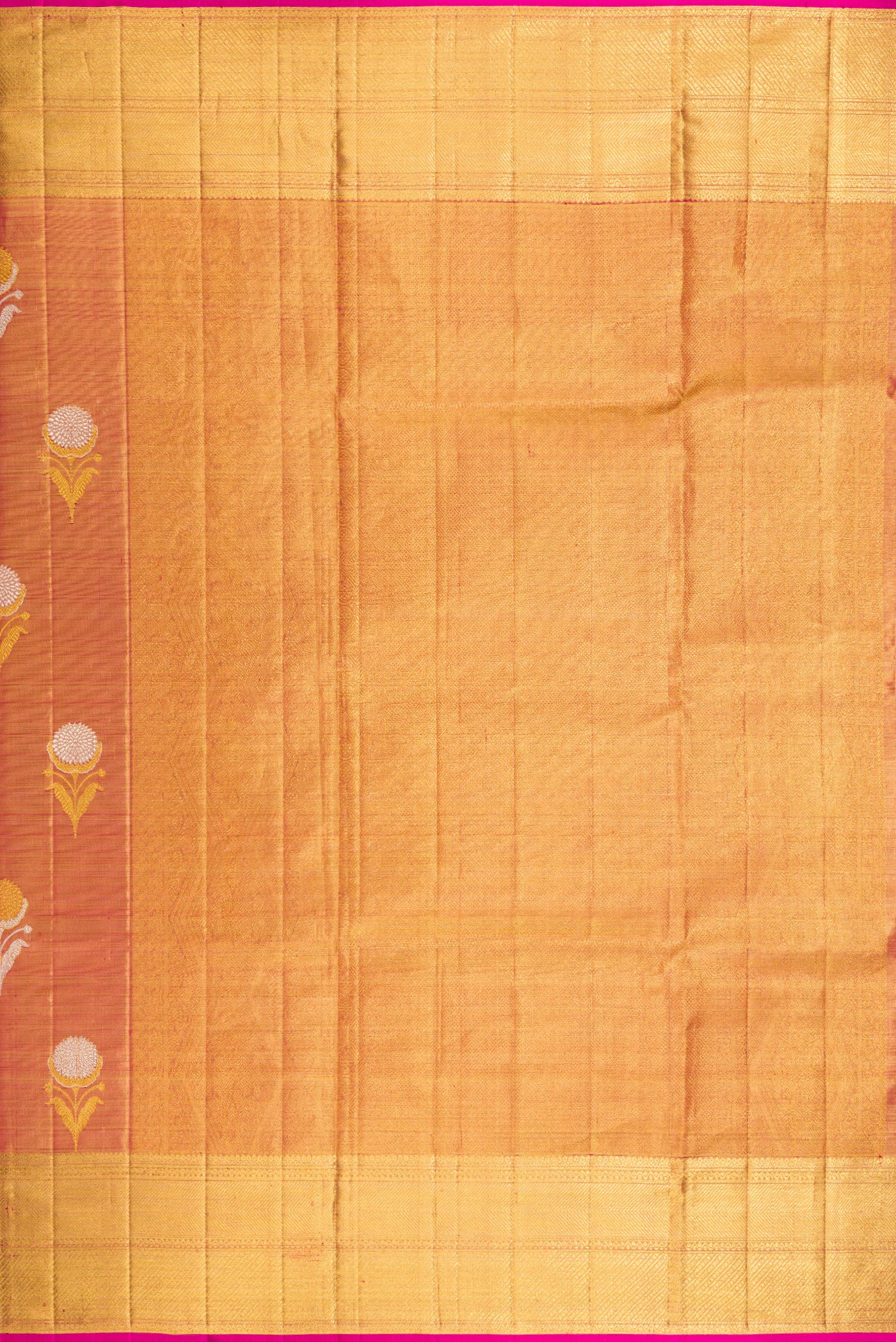 Close up image of the pallu of Rose Gold Dual Tone Kanjivaram Tissue Silk Saree with Zari Brocade on the body and Zari Border. 