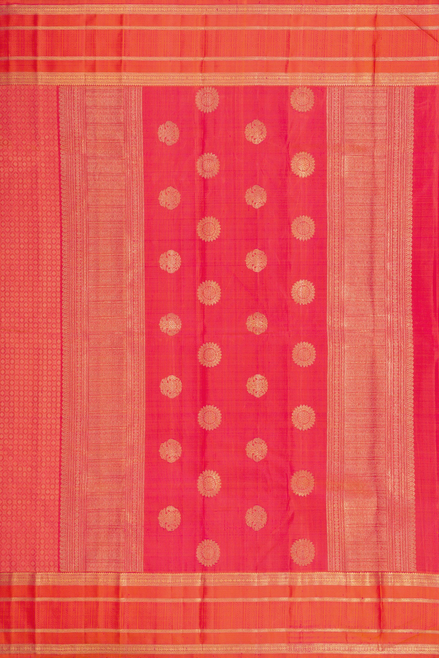 Close up image of the pallu of Pure Silk Pure Zari Coral Dual Tone Kanjivaram Saree with Jacquard design on the body and Zari Border. 