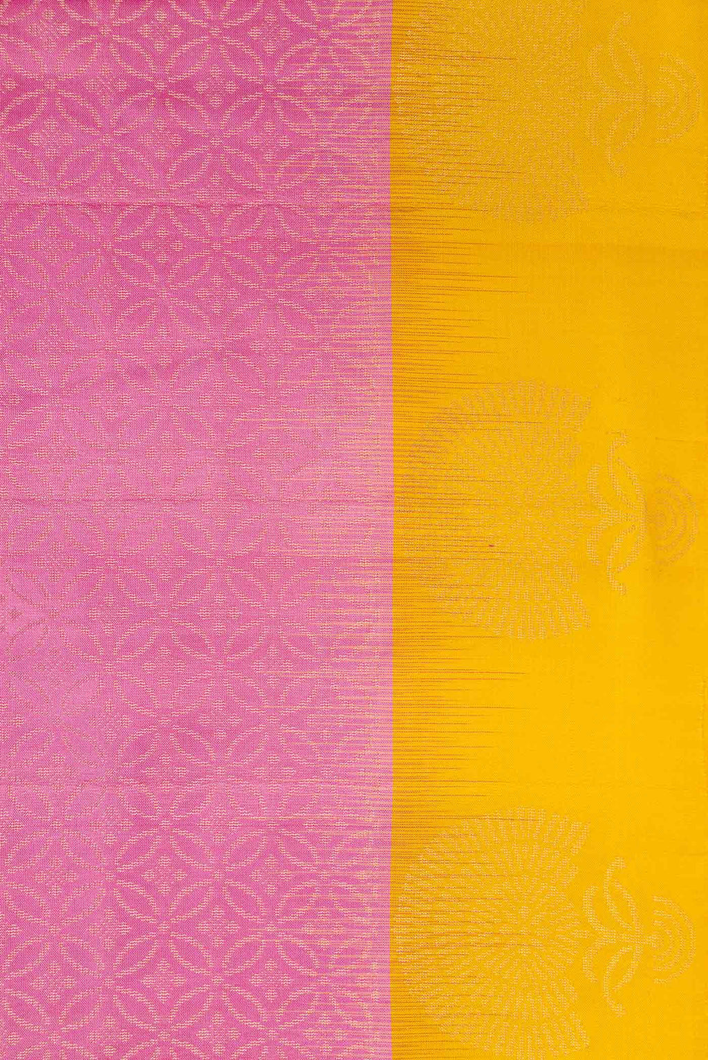 Border image of Pink Dual Tone Soft Silk Saree with Zari Brocade on the body and Zari Border. 