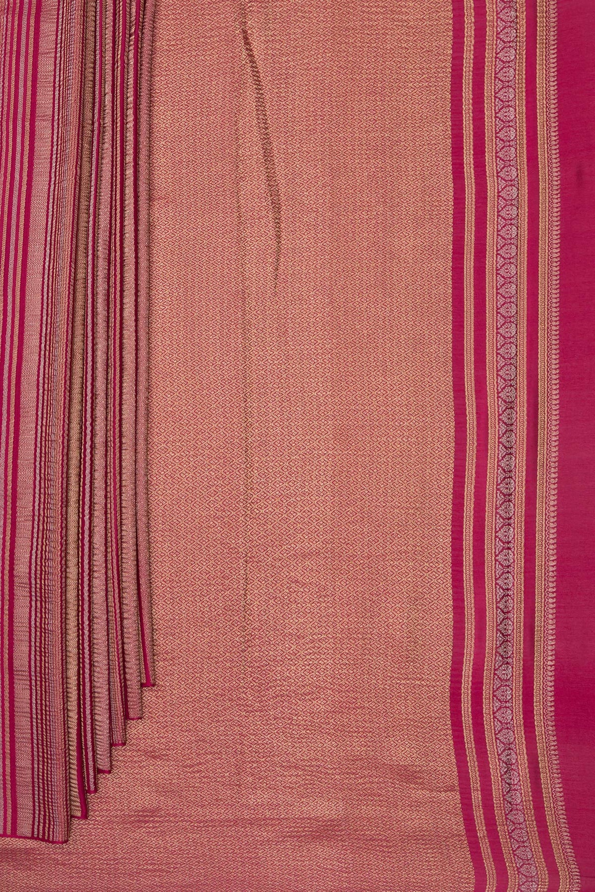 Pleats and pallu of Dark Pink Banarasi Georgette Saree with Zari Brocade on the body and Without Border. 