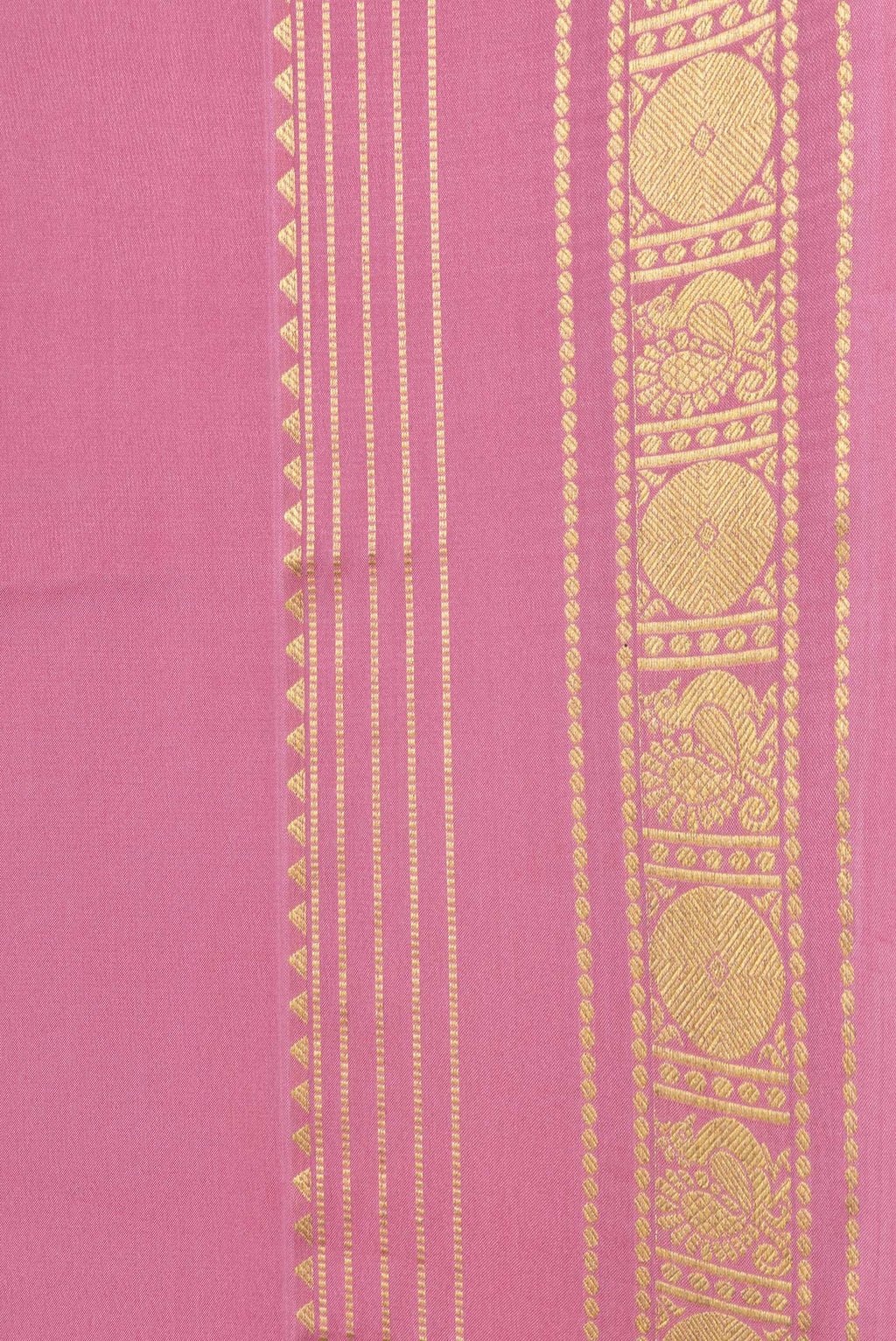 Border image of Pink Dual Tone Mysore Silk Saree with Zari Butta on the body and Zari Border. 