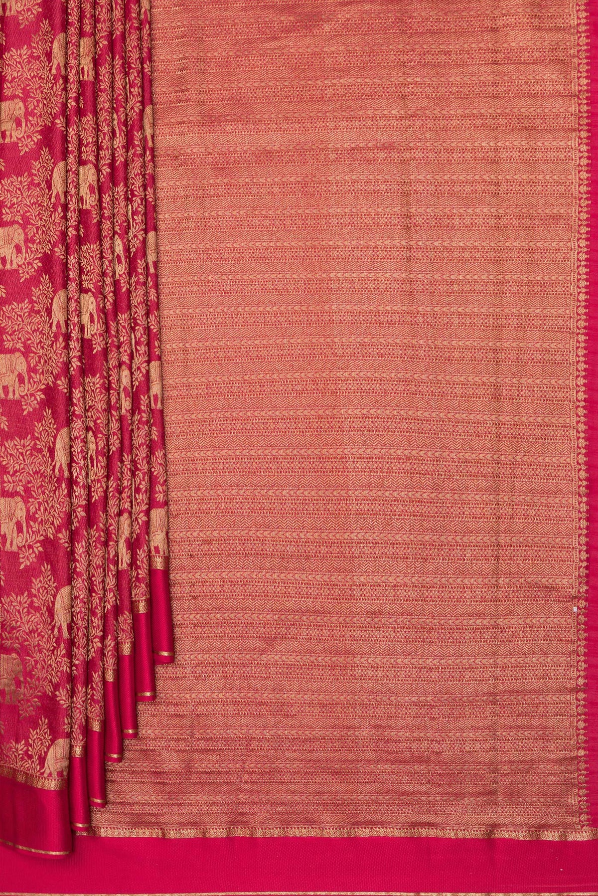 Pleats and pallu of Dark Pink Dual Tone Banarasi Georgette Saree with Zari Brocade on the body and Zari Border. 