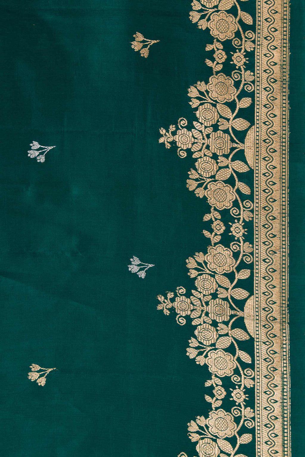 Border image of Bottle Green Dual Tone Tussar Silk Saree with Zari Butta on the body and Fancy Border. 