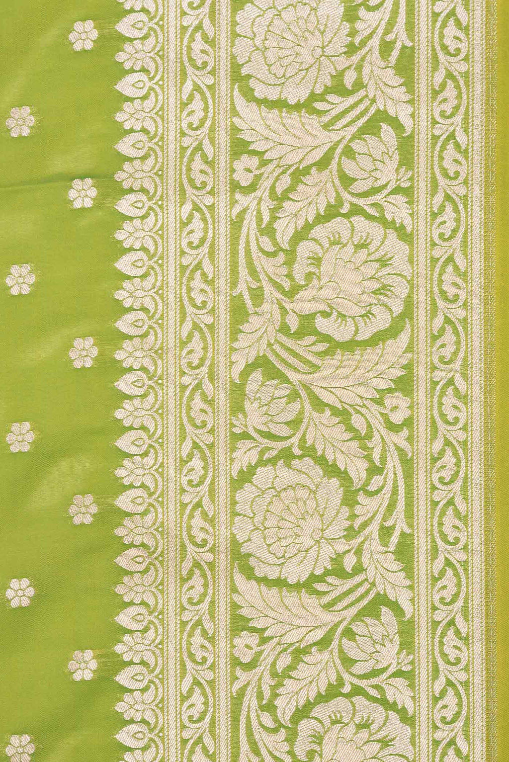 Border image of Parrot Green Dual Tone Blended Banarasi Saree with Zari Butta on the body and Zari Border. 