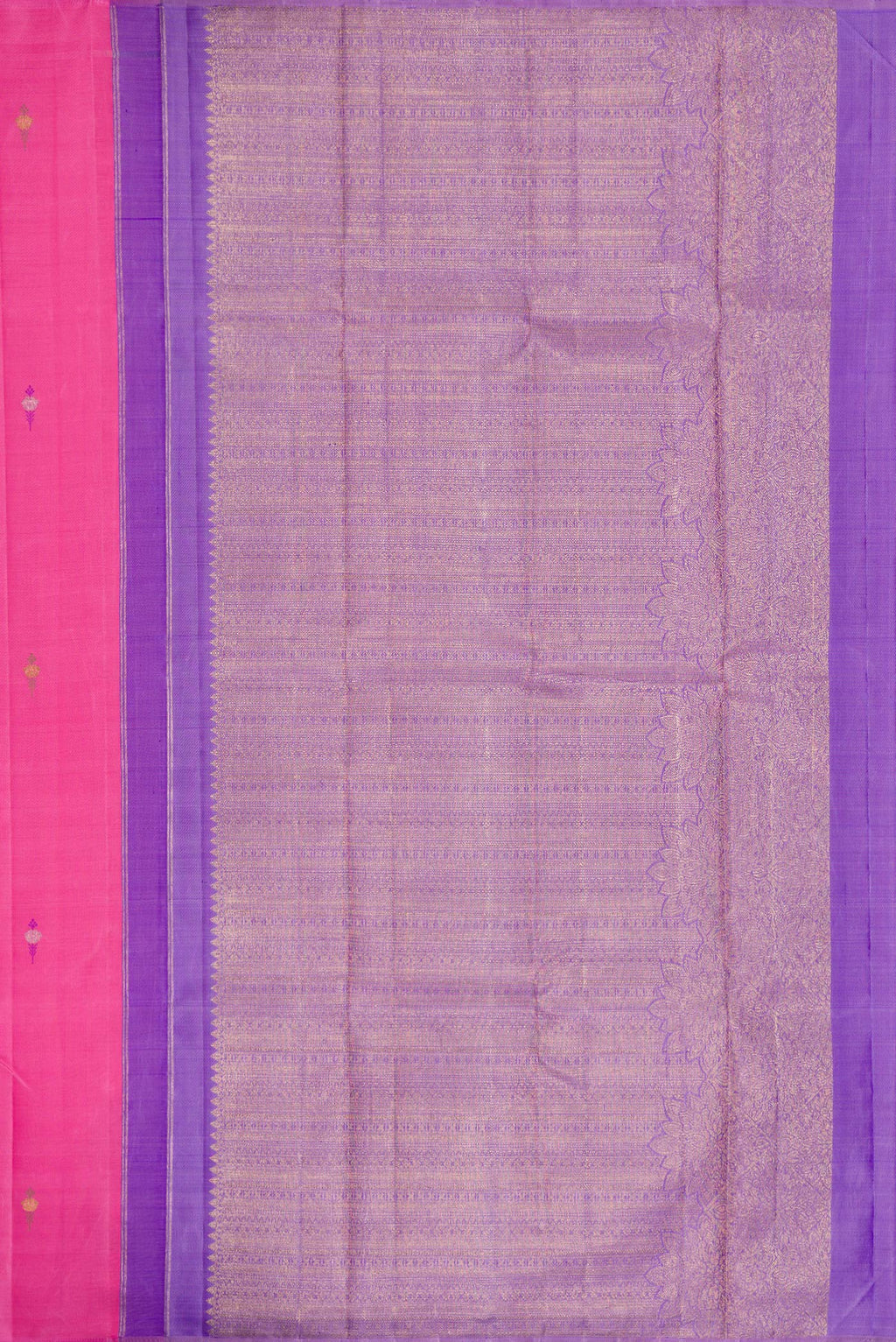 Close up image of the pallu of Pure Silk Pure Zari Pink Dual Tone Kanjivaram Saree with Zari Butta on the body and Fancy Border. 