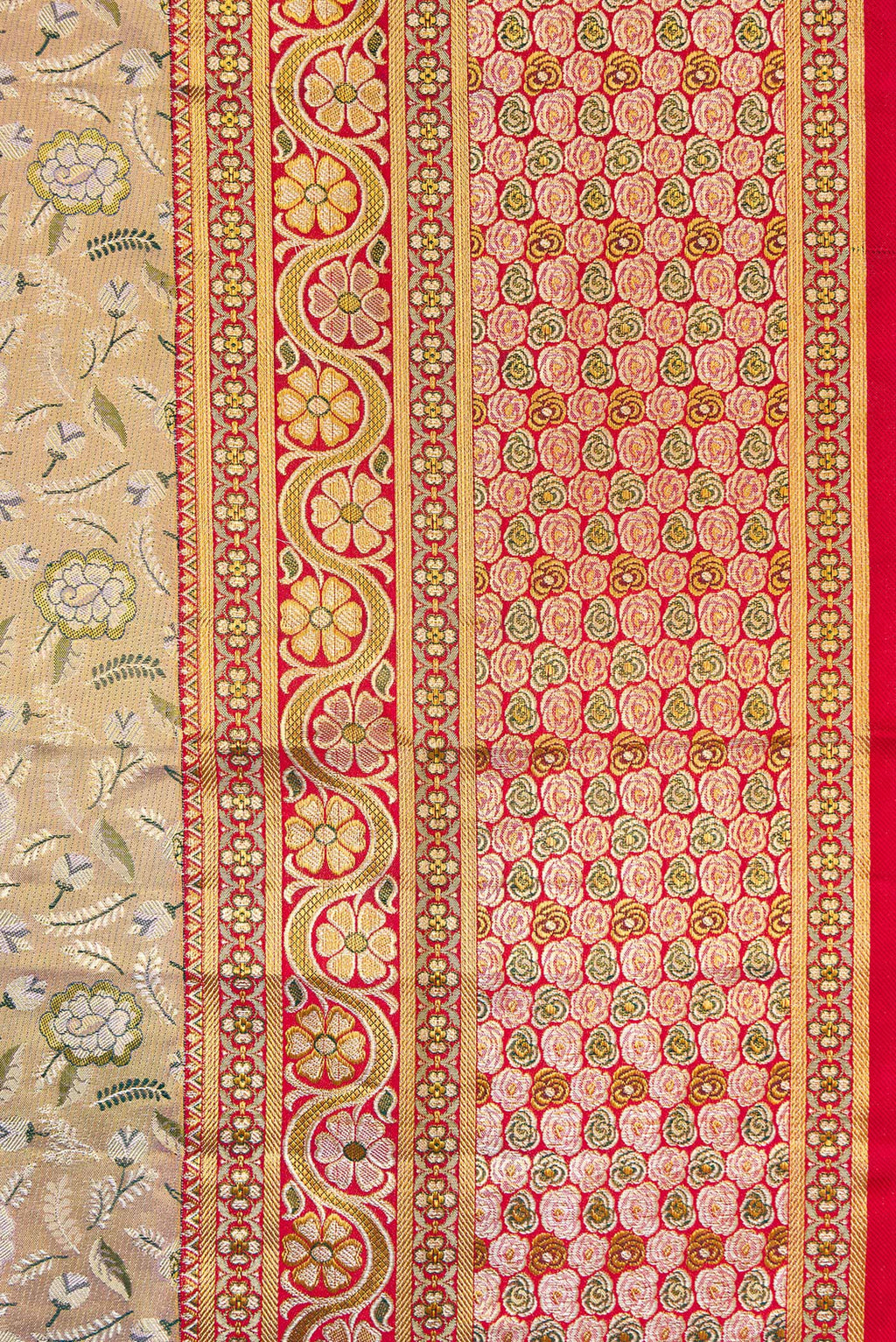 Border image of Gold Dual Tone Kanchipuram Tissue Silk Saree with Zari Brocade on the body and Fancy Border. 