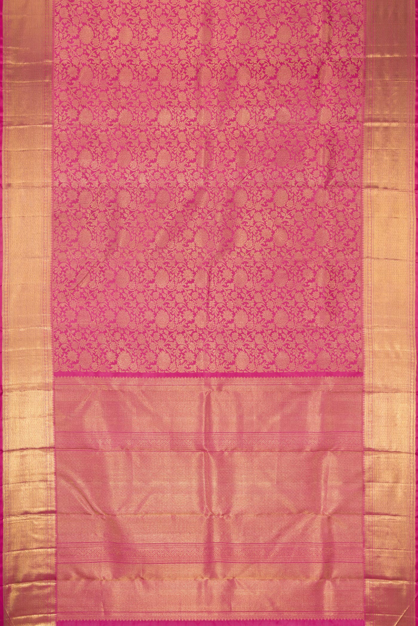 Flat view of Mauve Dual Tone Kanjivaram Silk Saree with Zari Brocade on the body and Zari Border. 