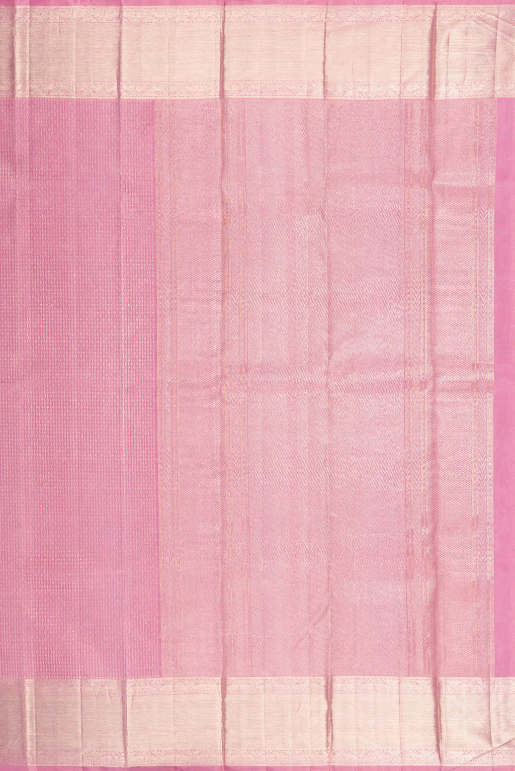 Close up image of the pallu of Pink Kanchipuram Silk Saree with Zari Brocade on the body and Zari Border. 