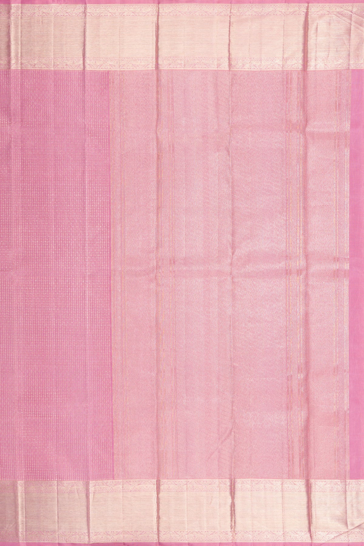 Close up image of the pallu of Pink Kanchipuram Silk Saree with Zari Brocade on the body and Zari Border. 