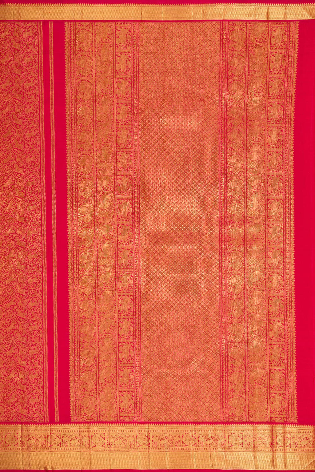 Close up image of the pallu of Pure Silk Pure Zari Dark Pink Dual Tone Kanjivaram Saree with Zari Brocade on the body and Zari Border. 
