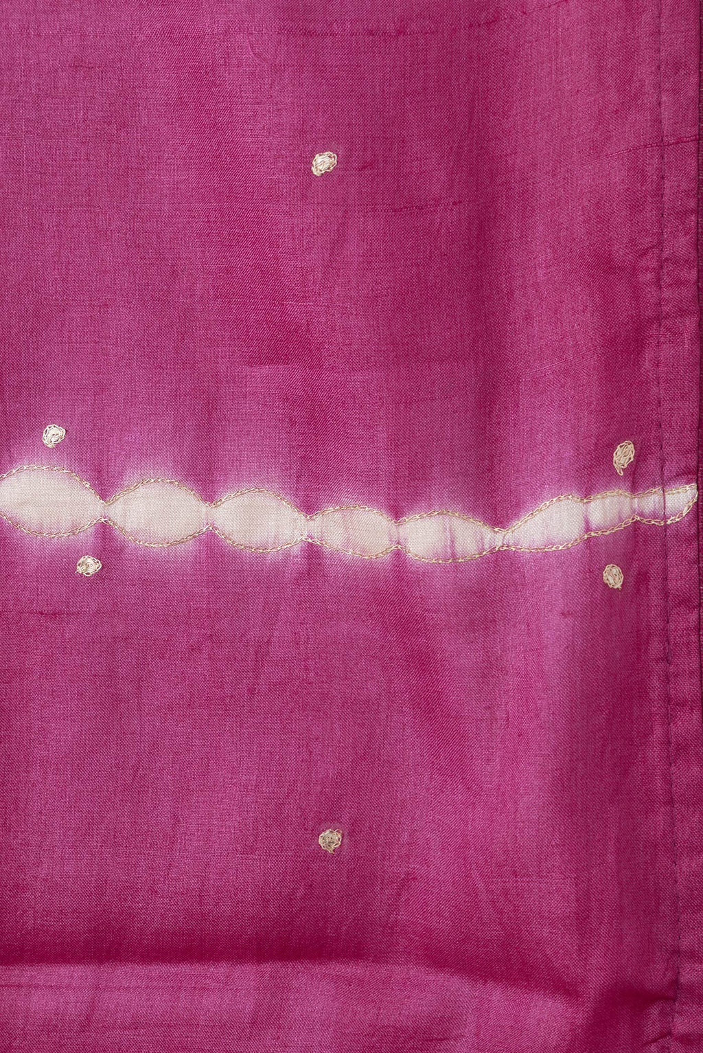 Border image of Pink Dual Tone Tussar Silk Saree with Embroidery on the body and Without Border. 