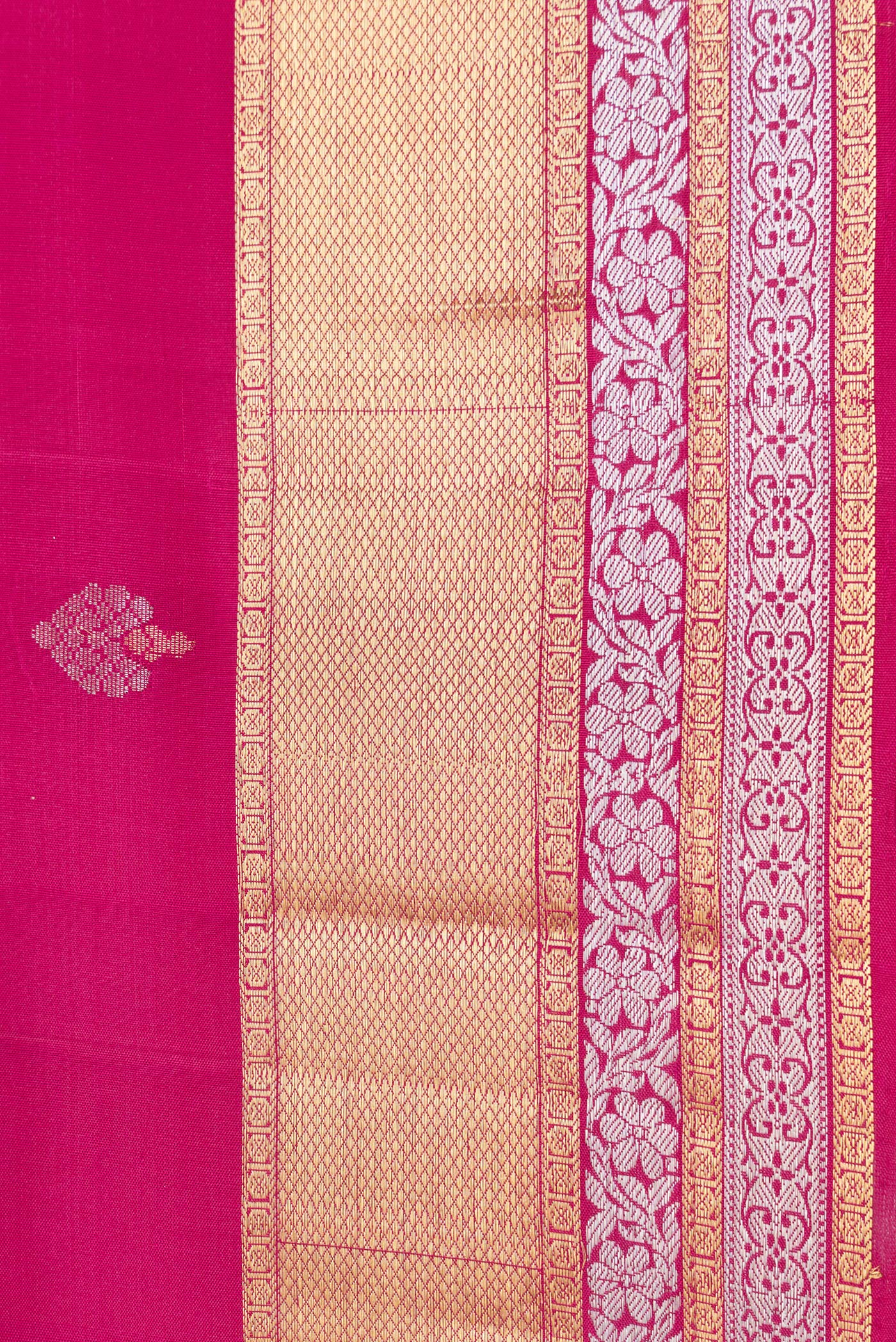 Border image of Dark Pink Dual Tone Soft Silk Saree with Zari Butta on the body and Zari Border. 