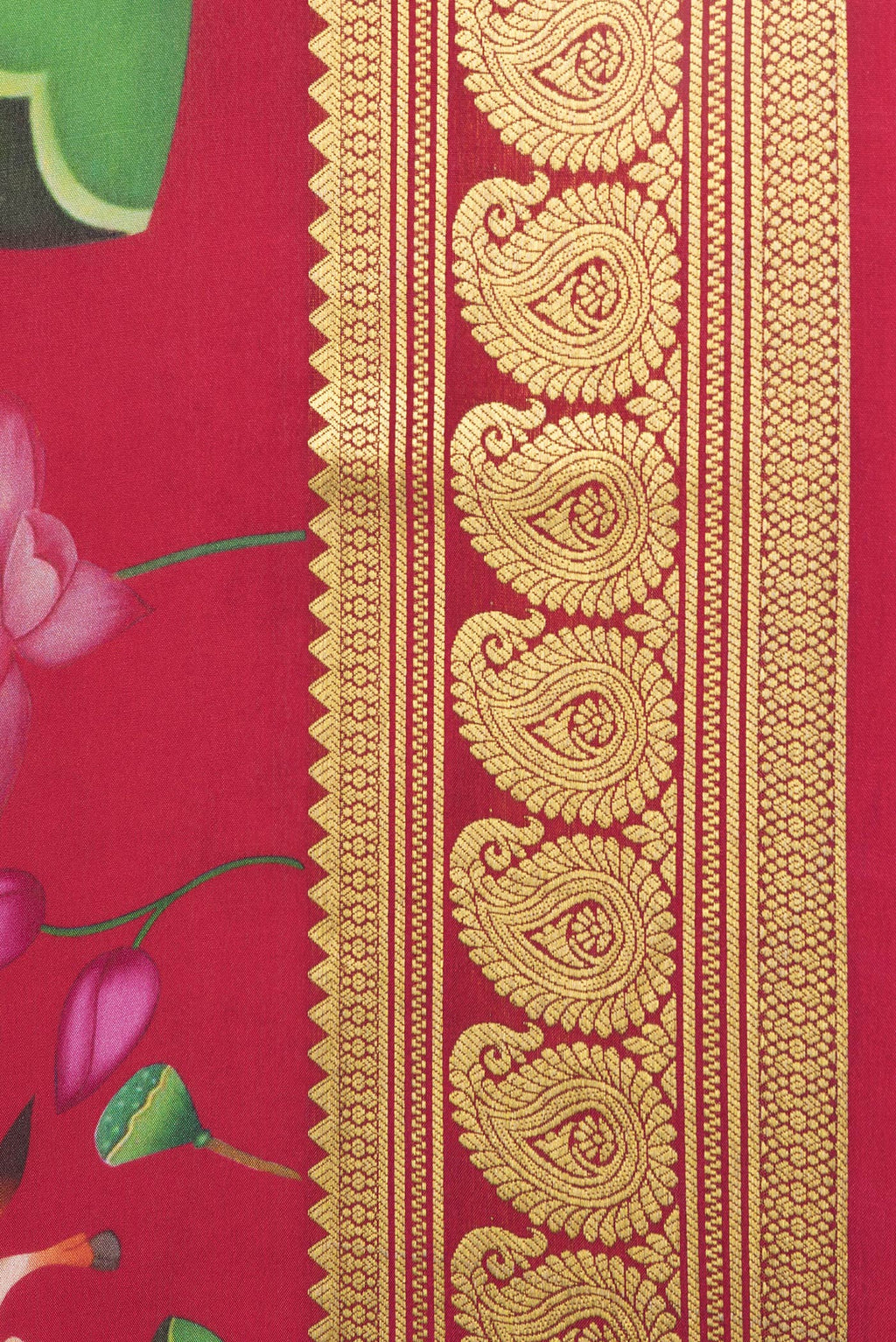 Border image of Dark Pink Dual Tone Mysore Silk Saree with Plain Body and Fancy Border. 