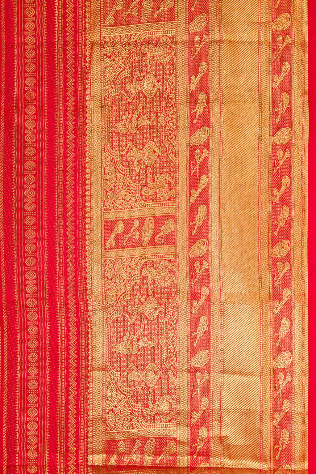 Border image of Red Dual Tone Kanchipuram Silk Saree with Zari Brocade on the body and Fancy Border. 