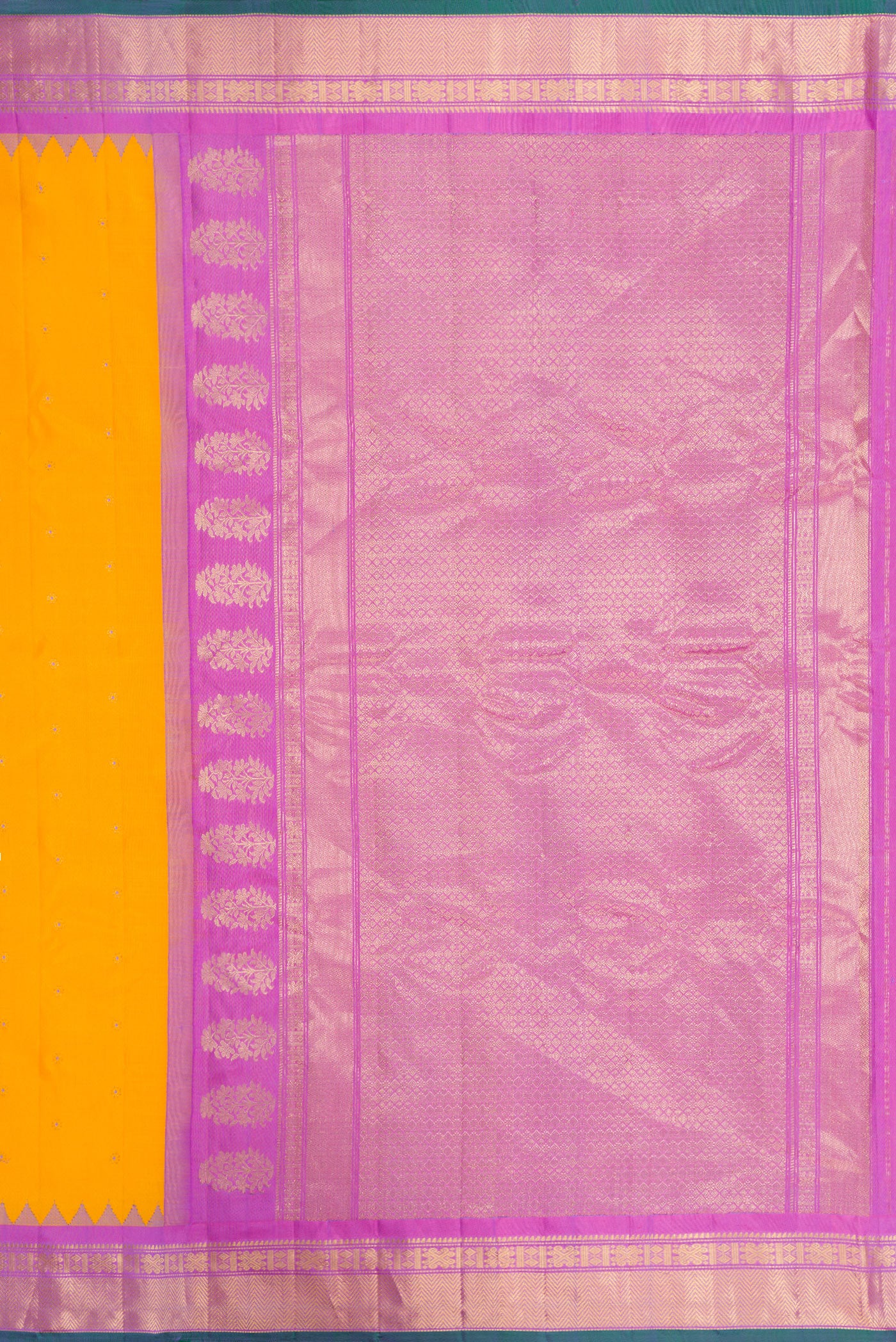 Close up image of the pallu of Yellow Dual Tone Gadwal Silk Saree with Zari And Thread Butta on the body and Temple Border. 