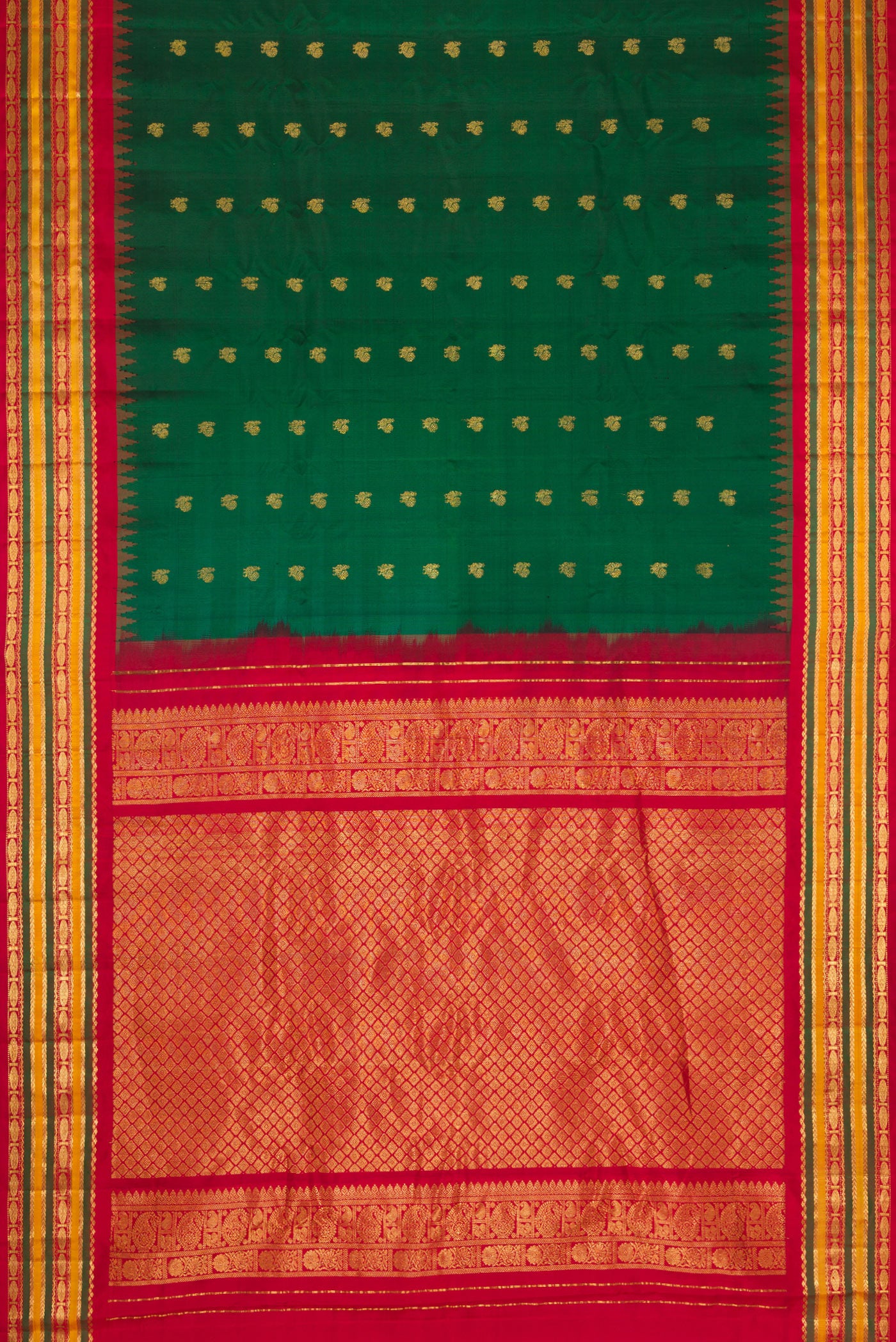 Flat view of Bottle Green Dual Tone Gadwal Silk Saree with Zari Butta on the body and Zari Border. 