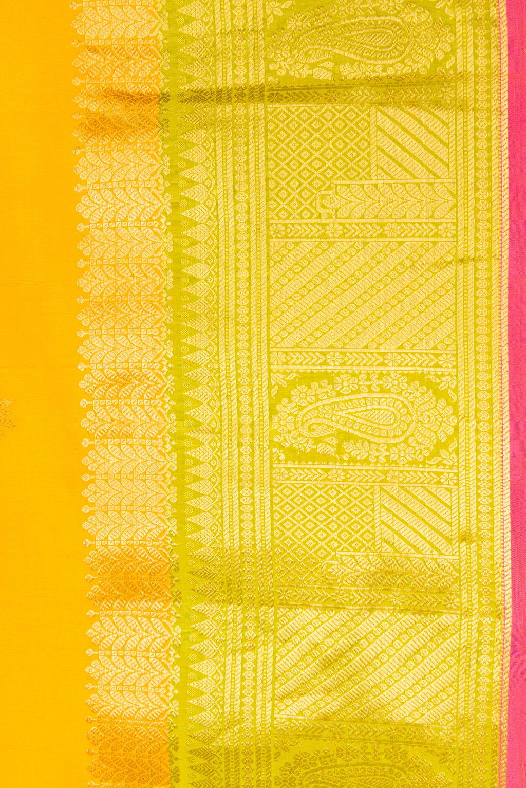 Border image of Yellow Dual Tone Gadwal Silk Saree with Zari And Thread Butta on the body and Zari Border. 