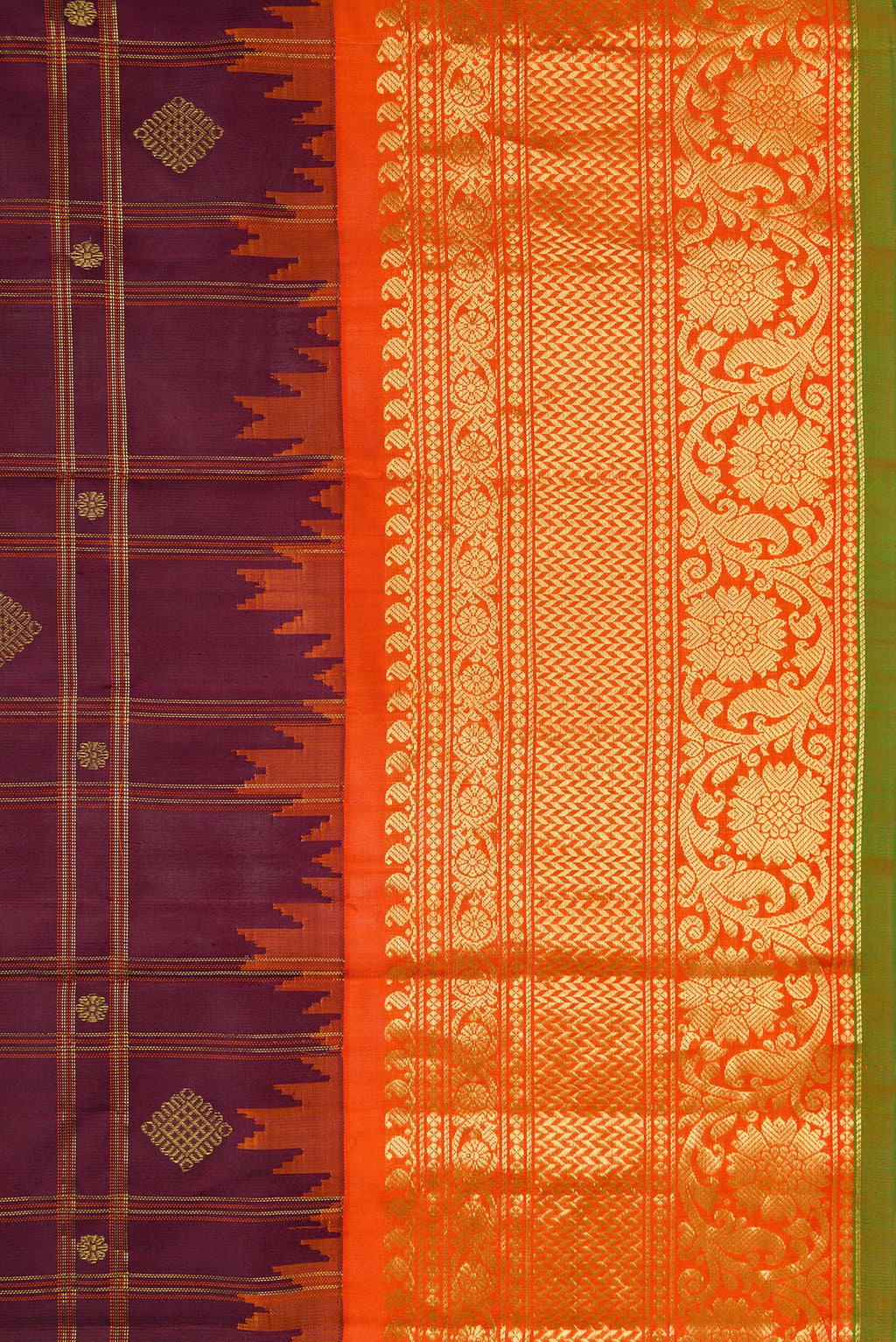 Border image of Burgundy Dual Tone Gadwal Silk Saree with Checked design on the body and Zari Border. 