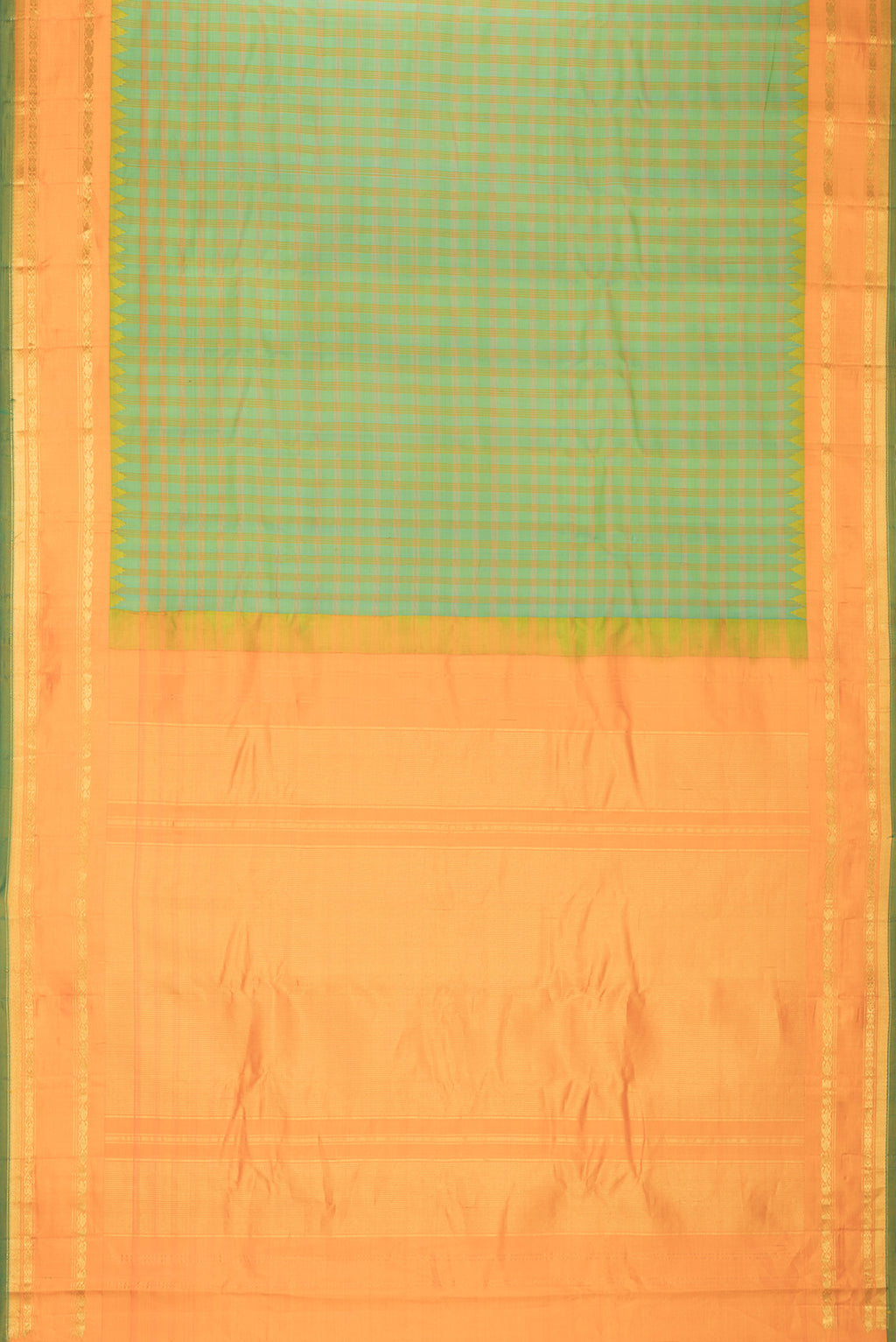 Flat view of Pure Silk Green Dual Tone Gadwal Saree with Checked design on the body and Zari Border. 
