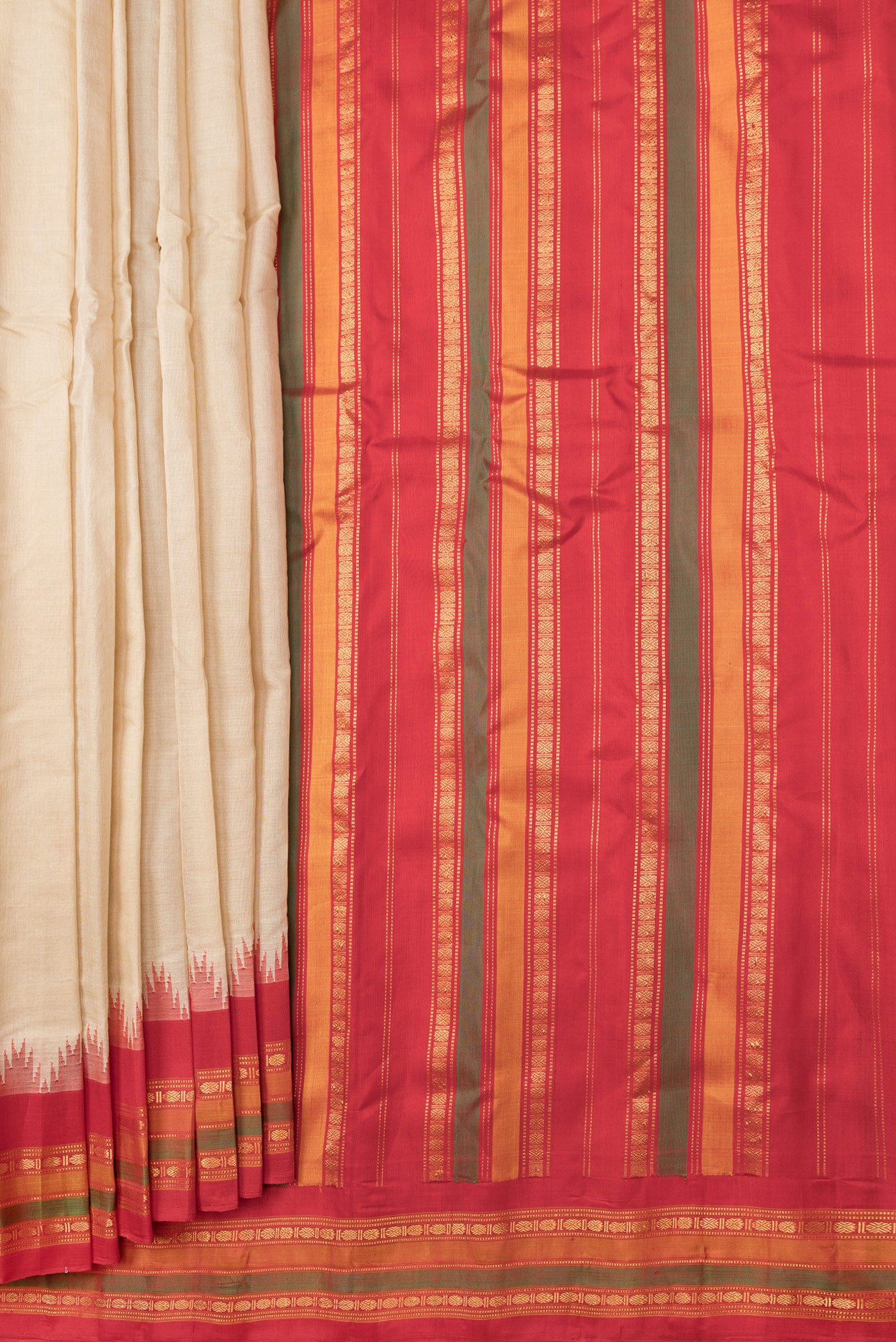 Pleats and pallu of Beige Dual Tone Gadwal Silk Saree with Plain Body and Zari Border. 
